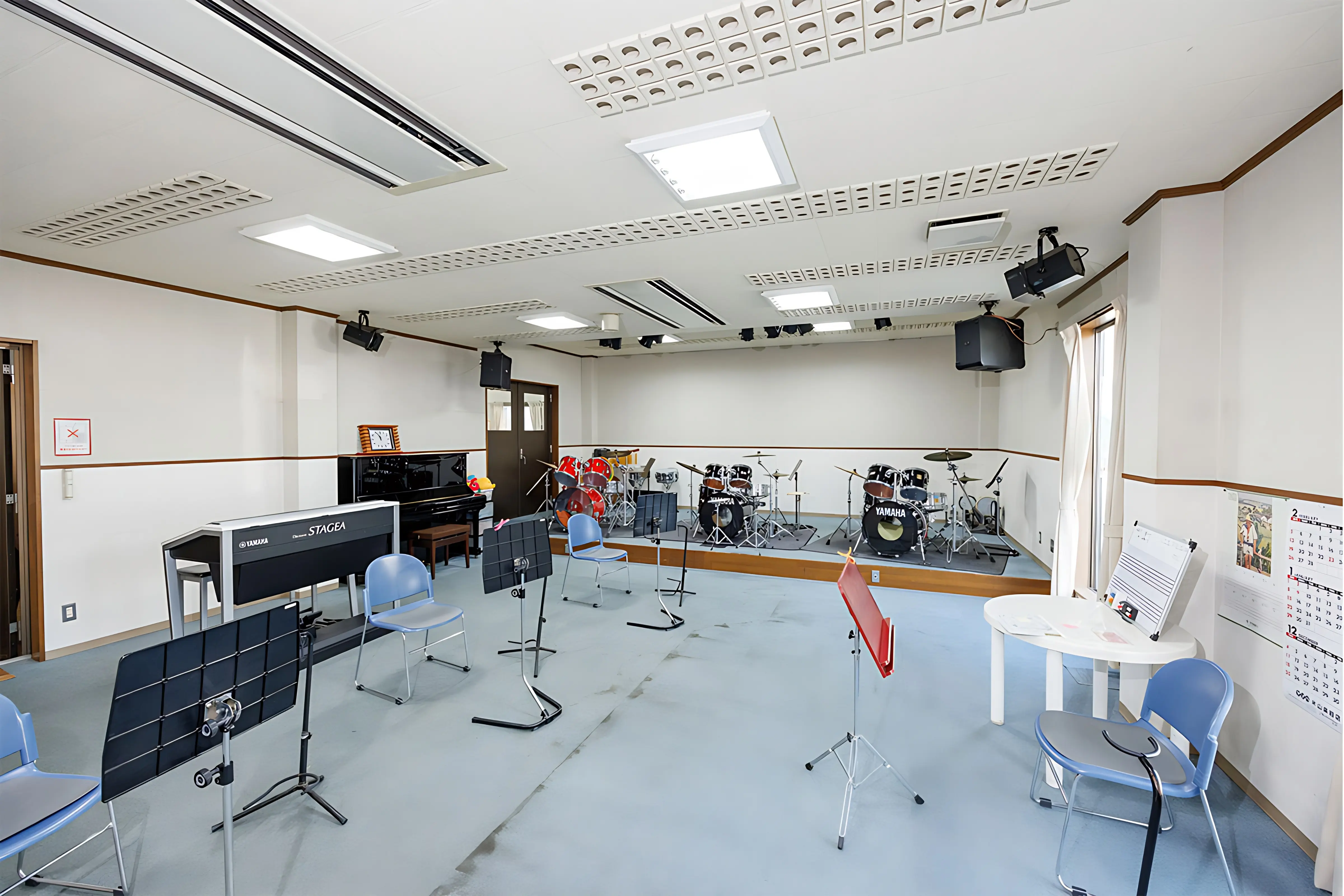 米山楽器店 ウクレレ 本店センターのサムネイル画像 5