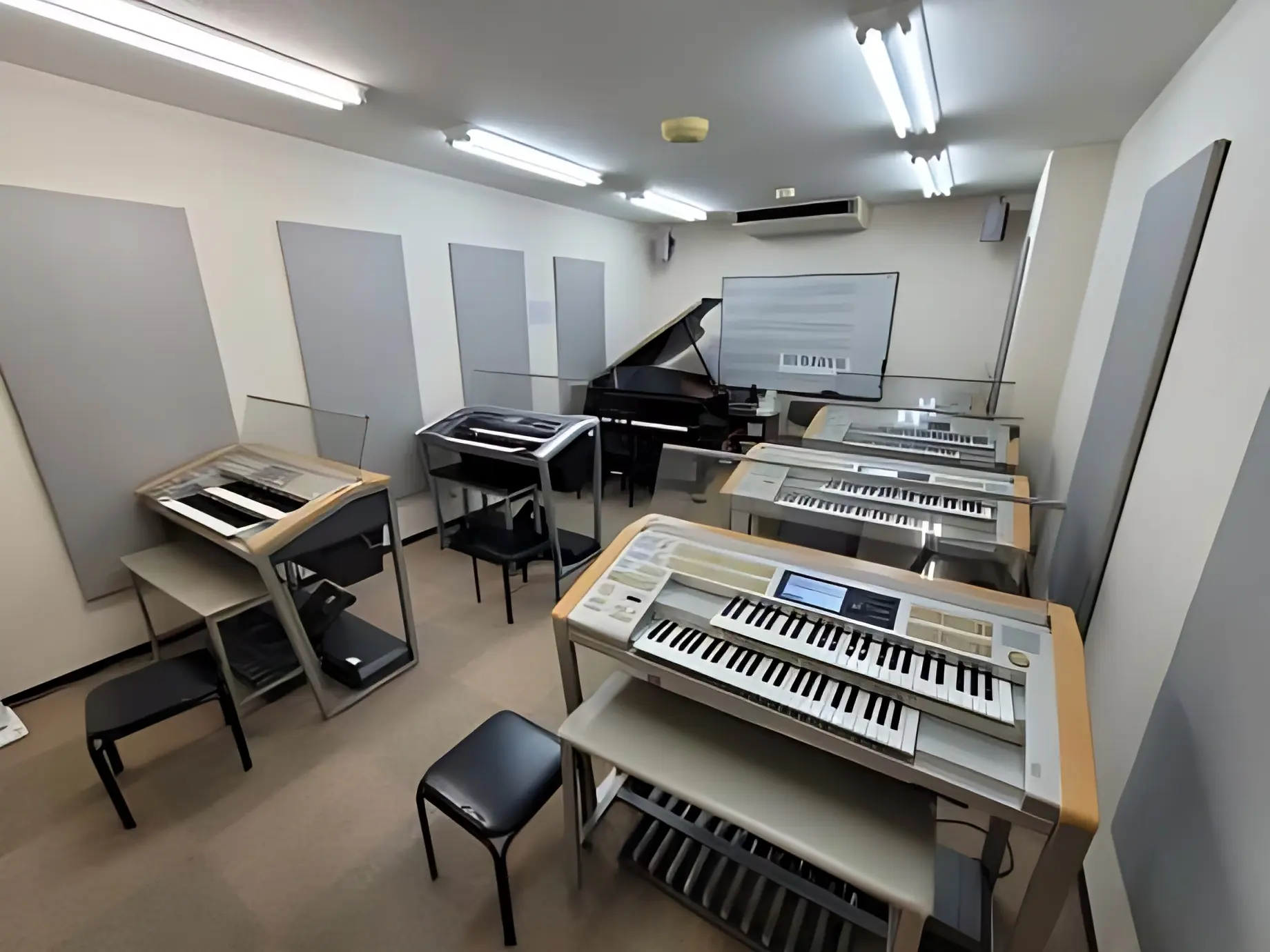 ヤマハ音楽教室 電子オルガン Ａ.Ｃityセンターのサムネイル画像 4