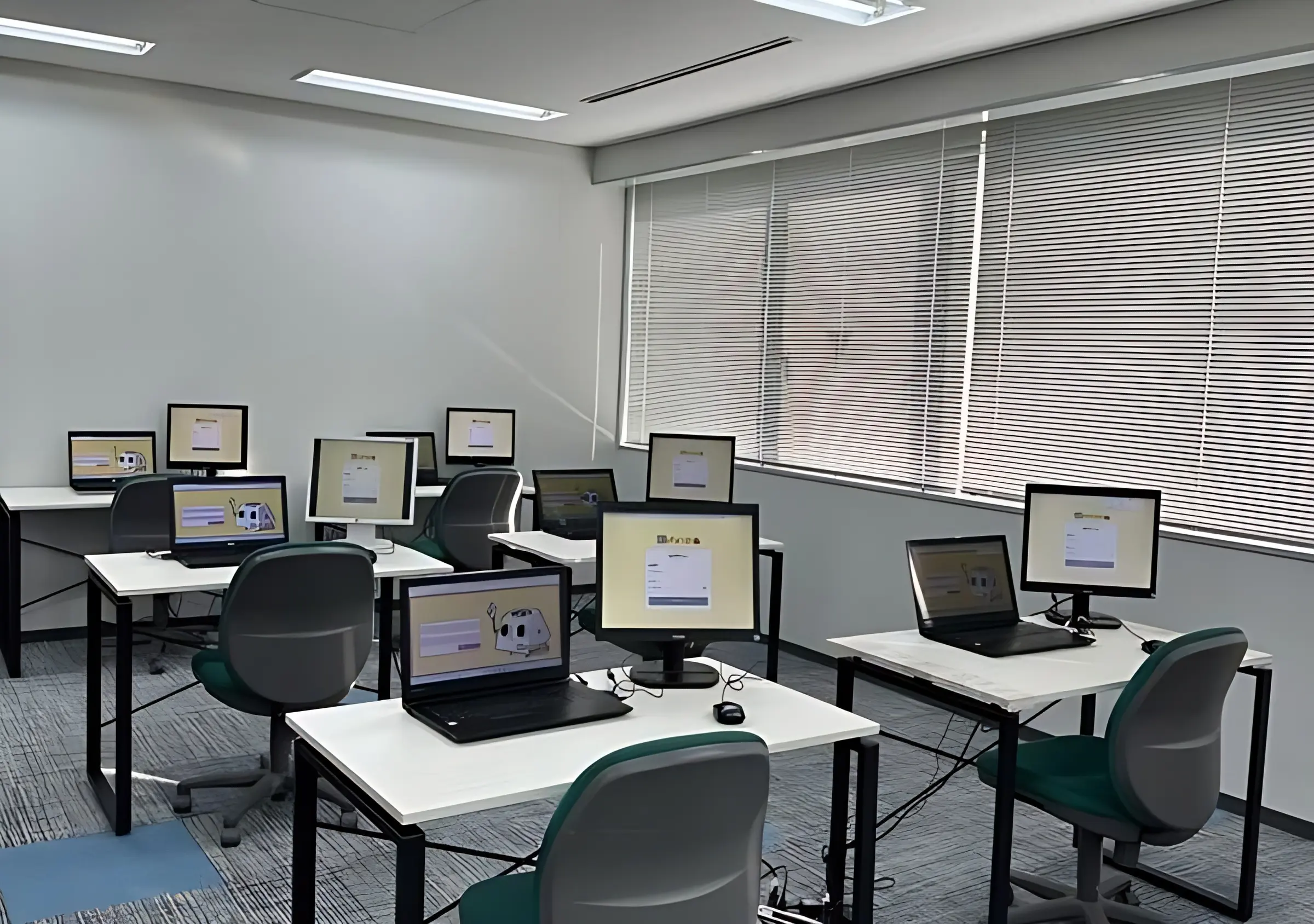 市民パソコン塾 豊川校のサムネイル画像 4