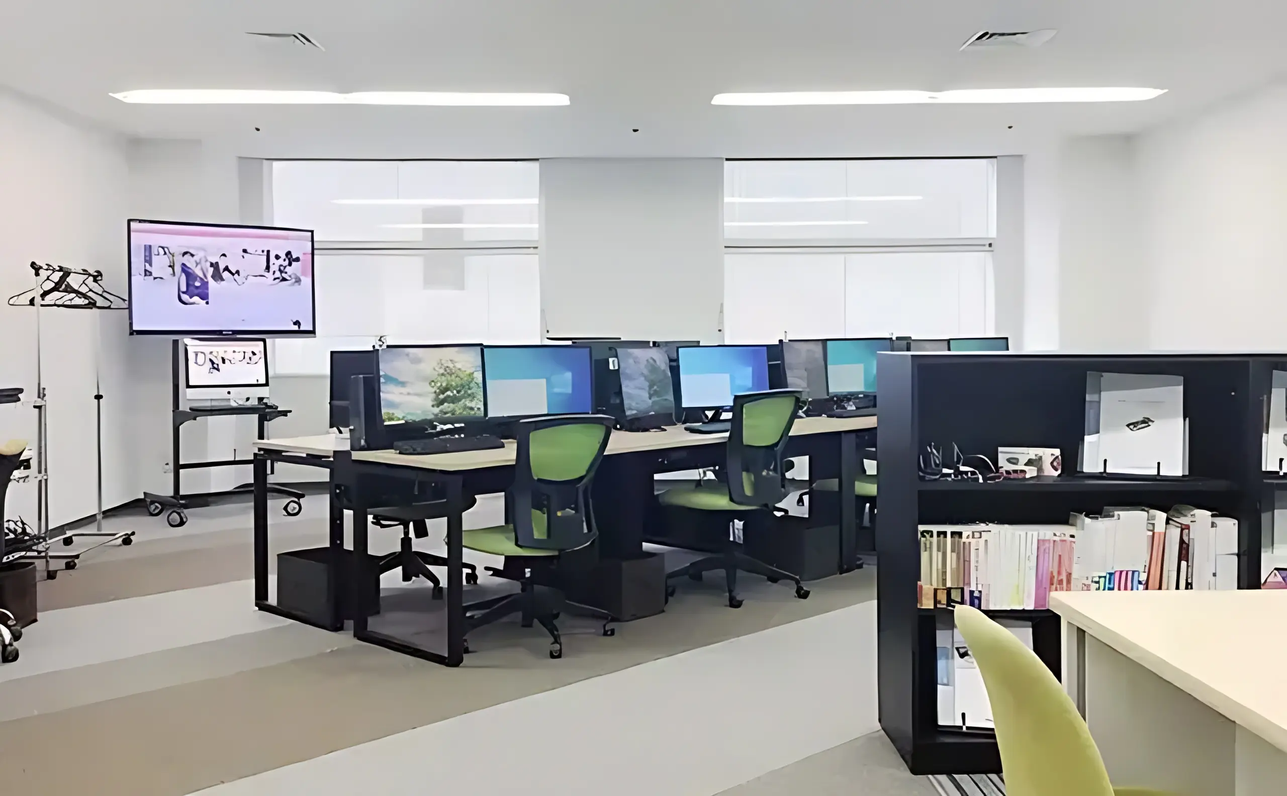 Winスクール パソコン 名古屋駅前校のメイン画像