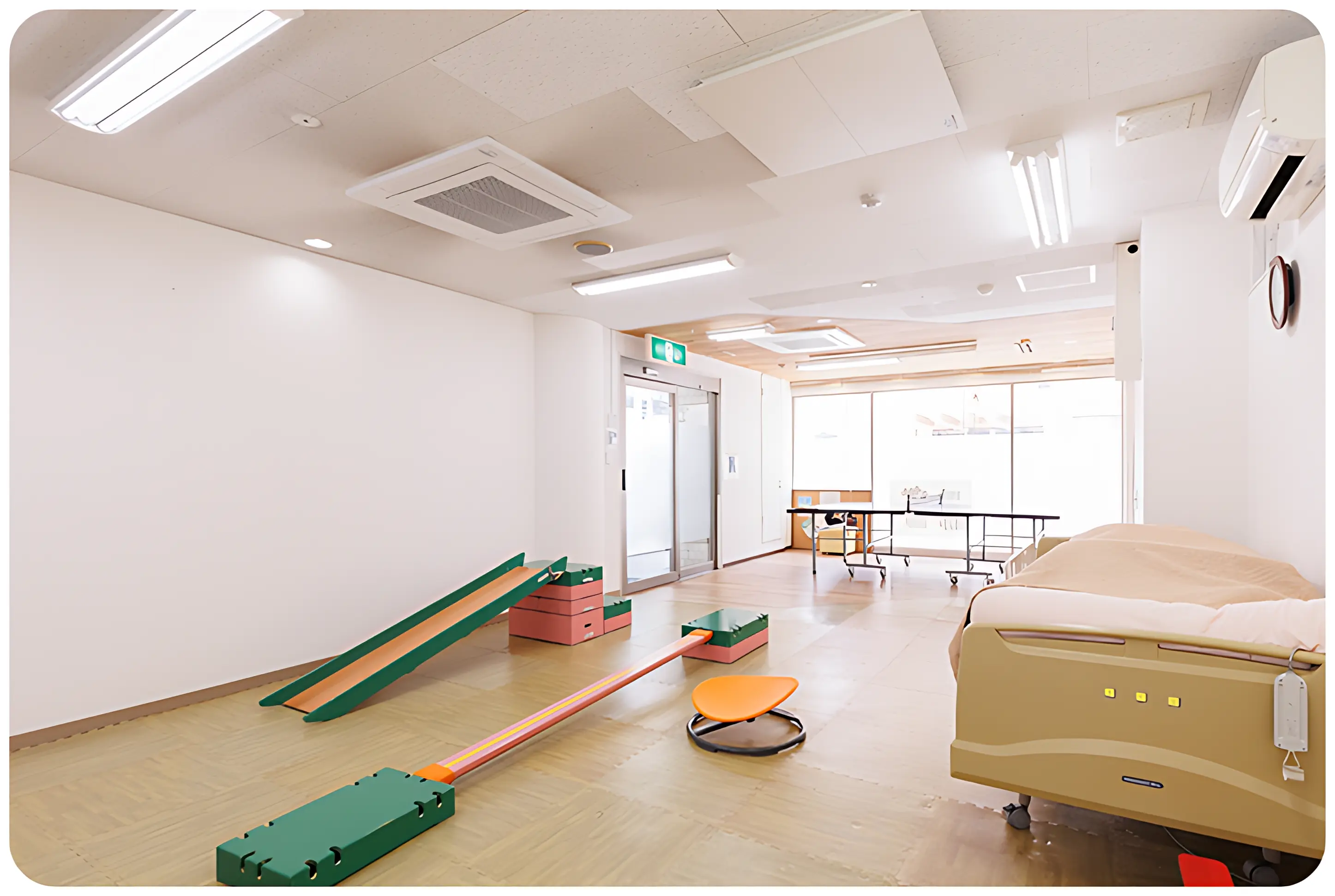 ほわいとうぃんぐ 療育（発達支援） ２号館のメイン画像