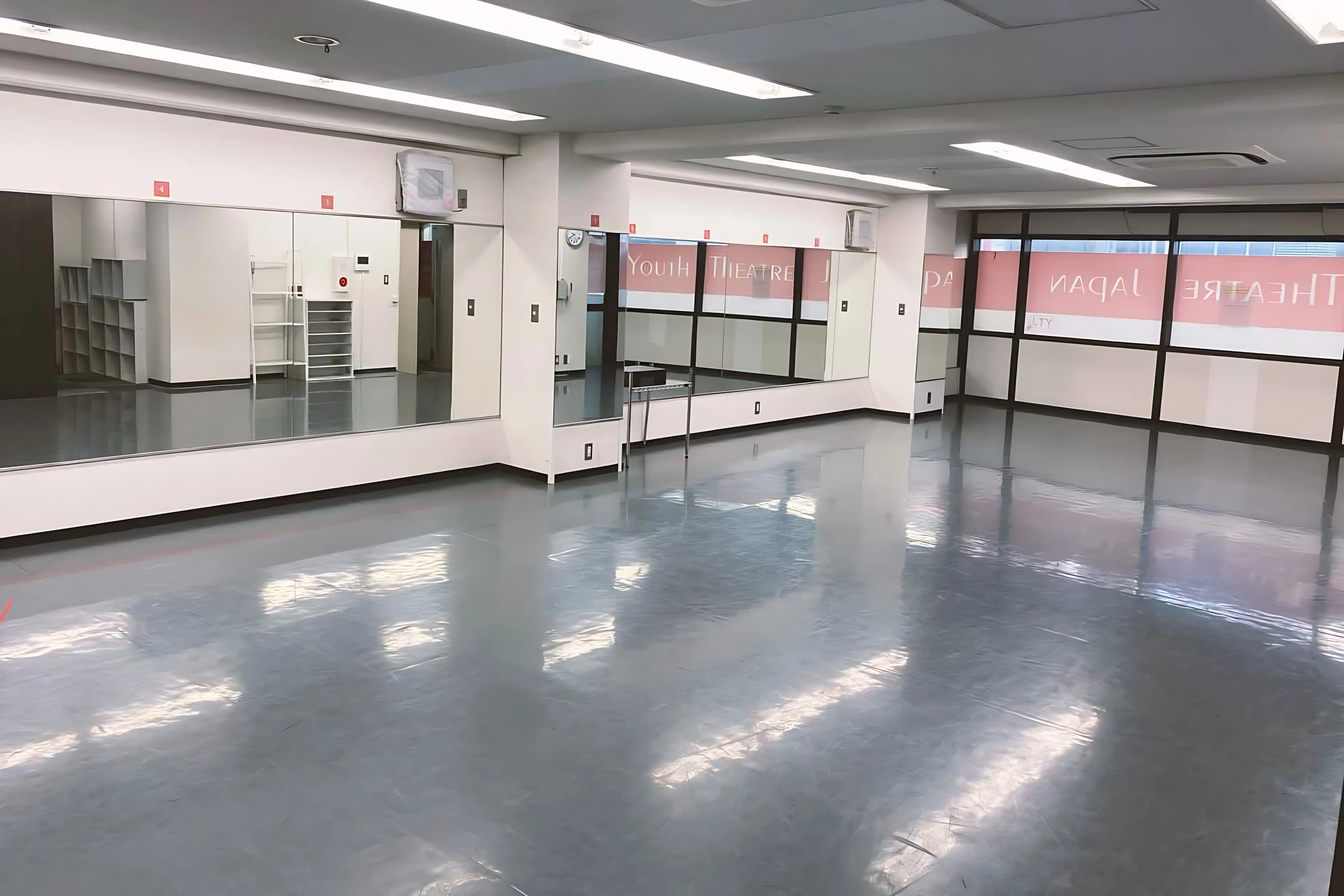 YTJ KIDS 浦和スタジオのサムネイル画像 5