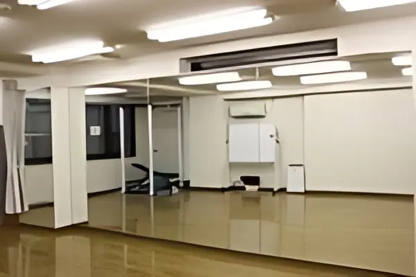 Ballet studio Nouvelle Mission(ヌヴェル ミシオン) Studio KAVERIのサムネイル画像 3