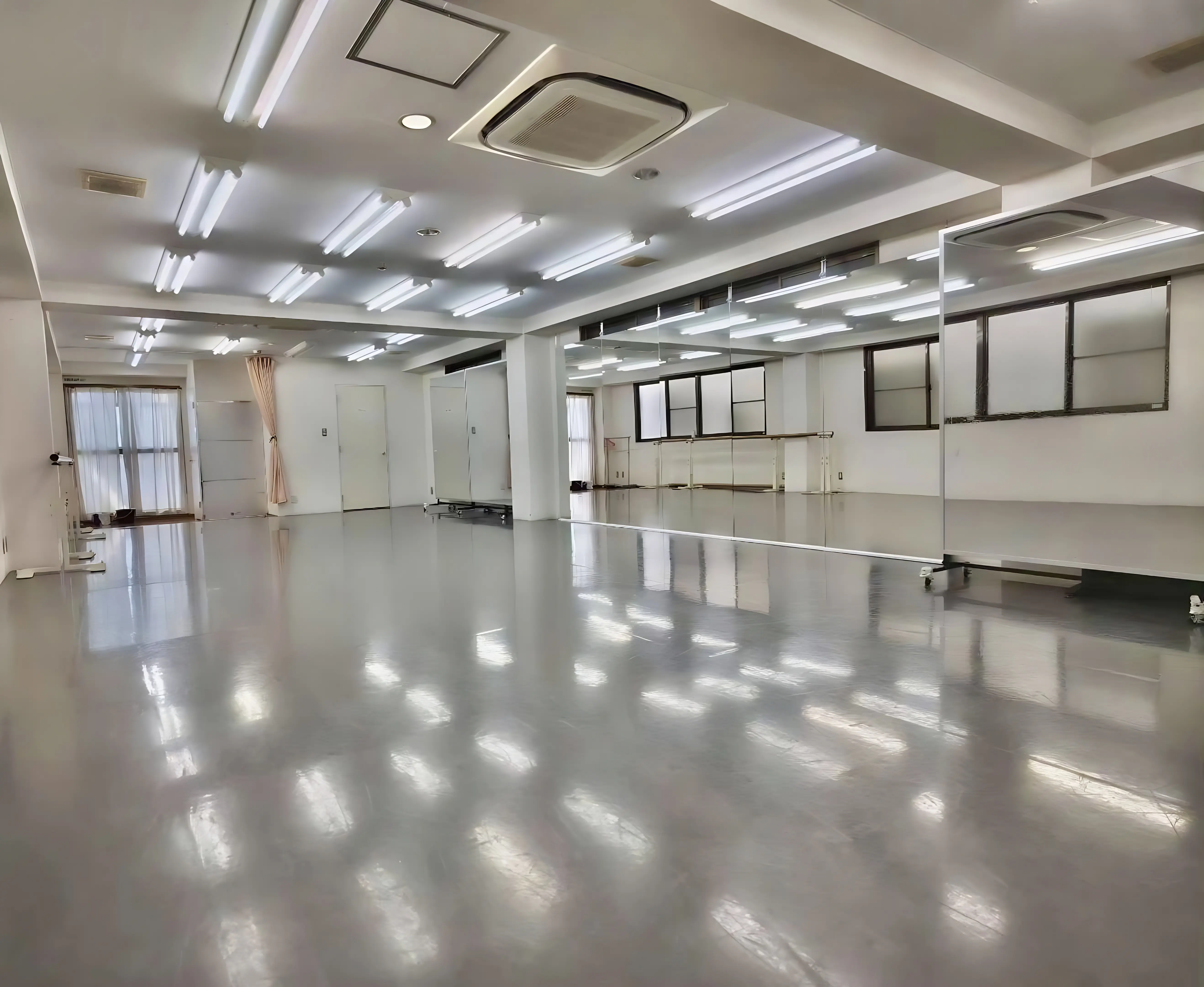 竹内美佐子・ユミバレエアカデミー 南浦和教室のサムネイル画像 2