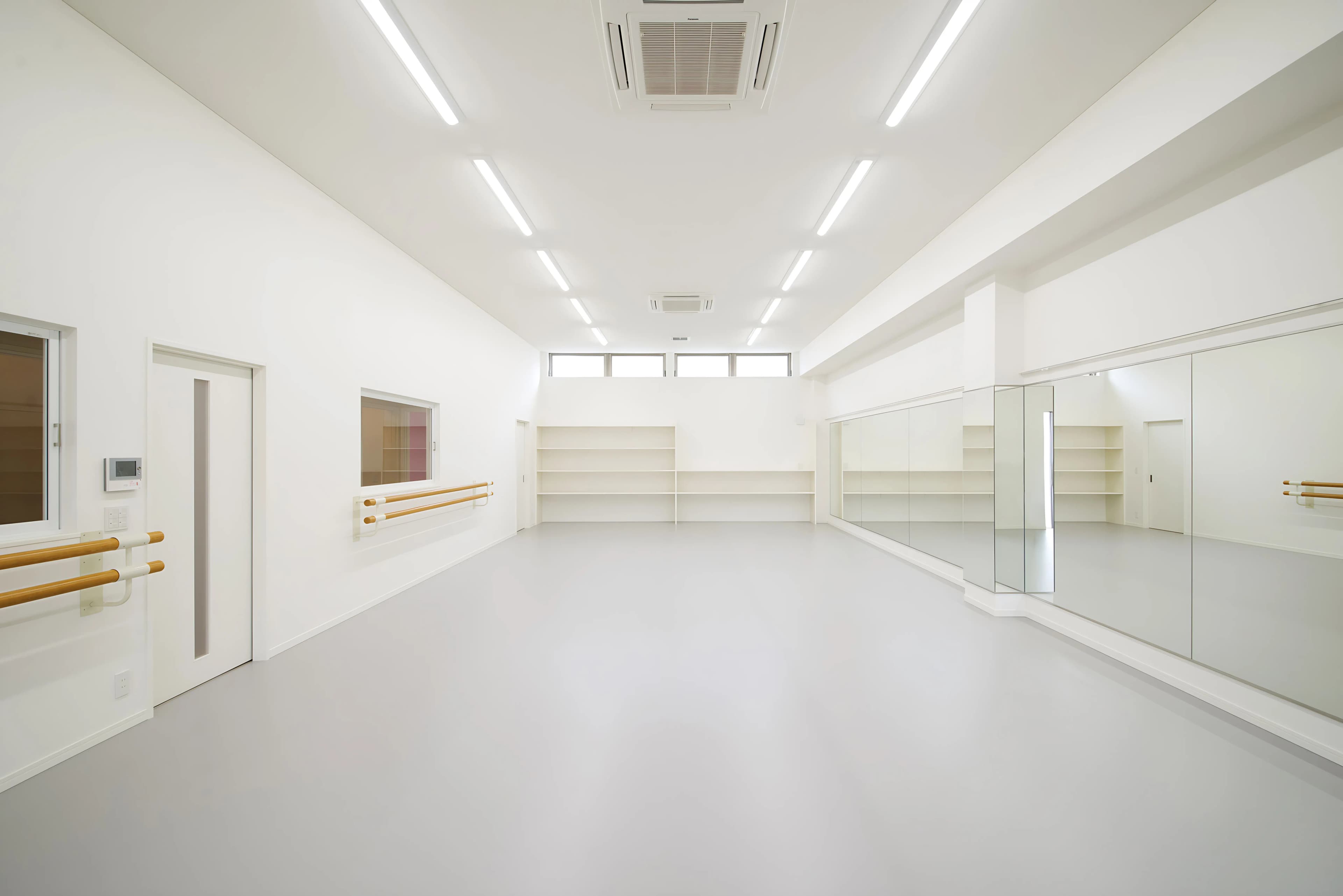 YAMAGUCHI(山口) BALLET SCHOOL 東富田教室のサムネイル画像 3