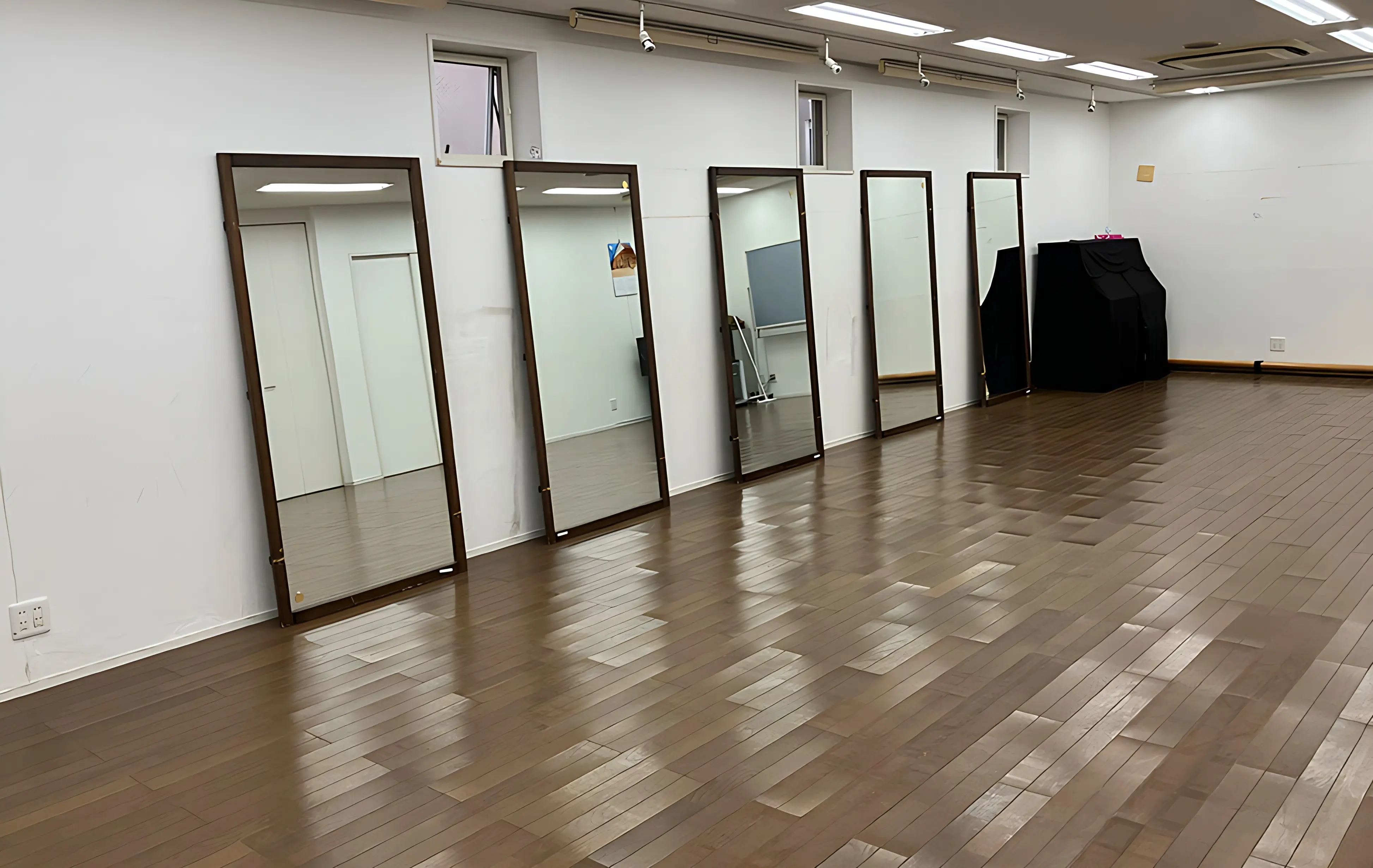 M's(エムズ) CHEER DANCE 溝の口校のサムネイル画像 2