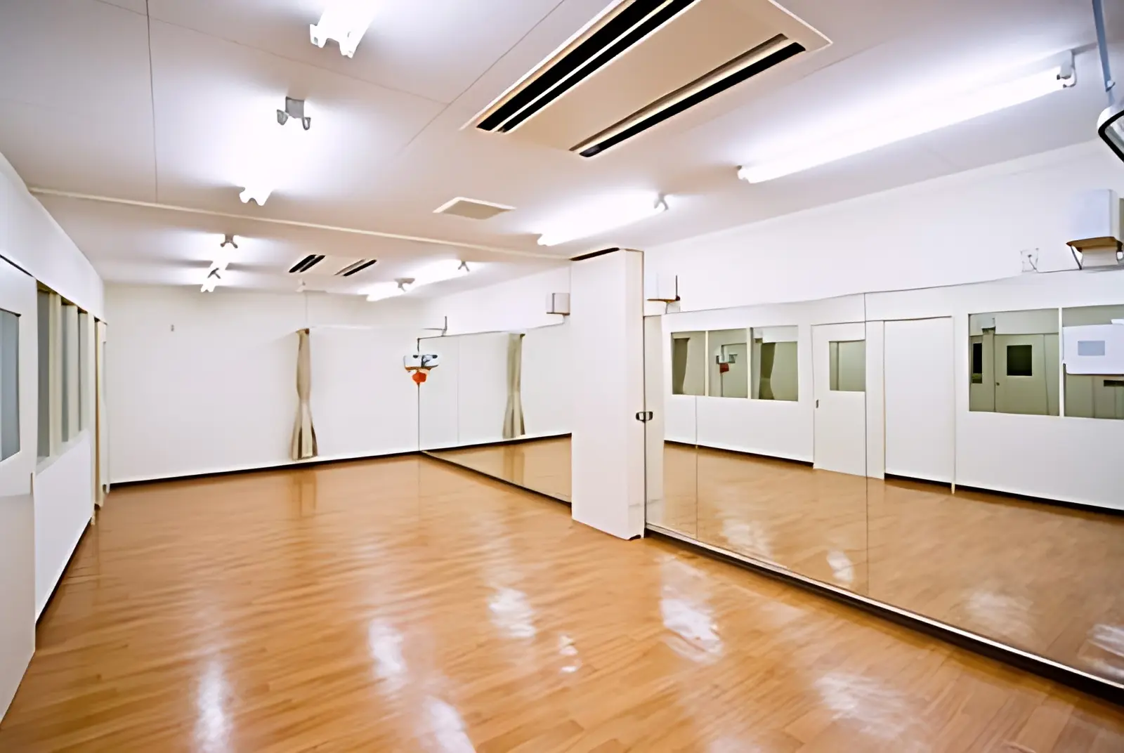 テアトルアカデミー ダンス 大宮校のメイン画像