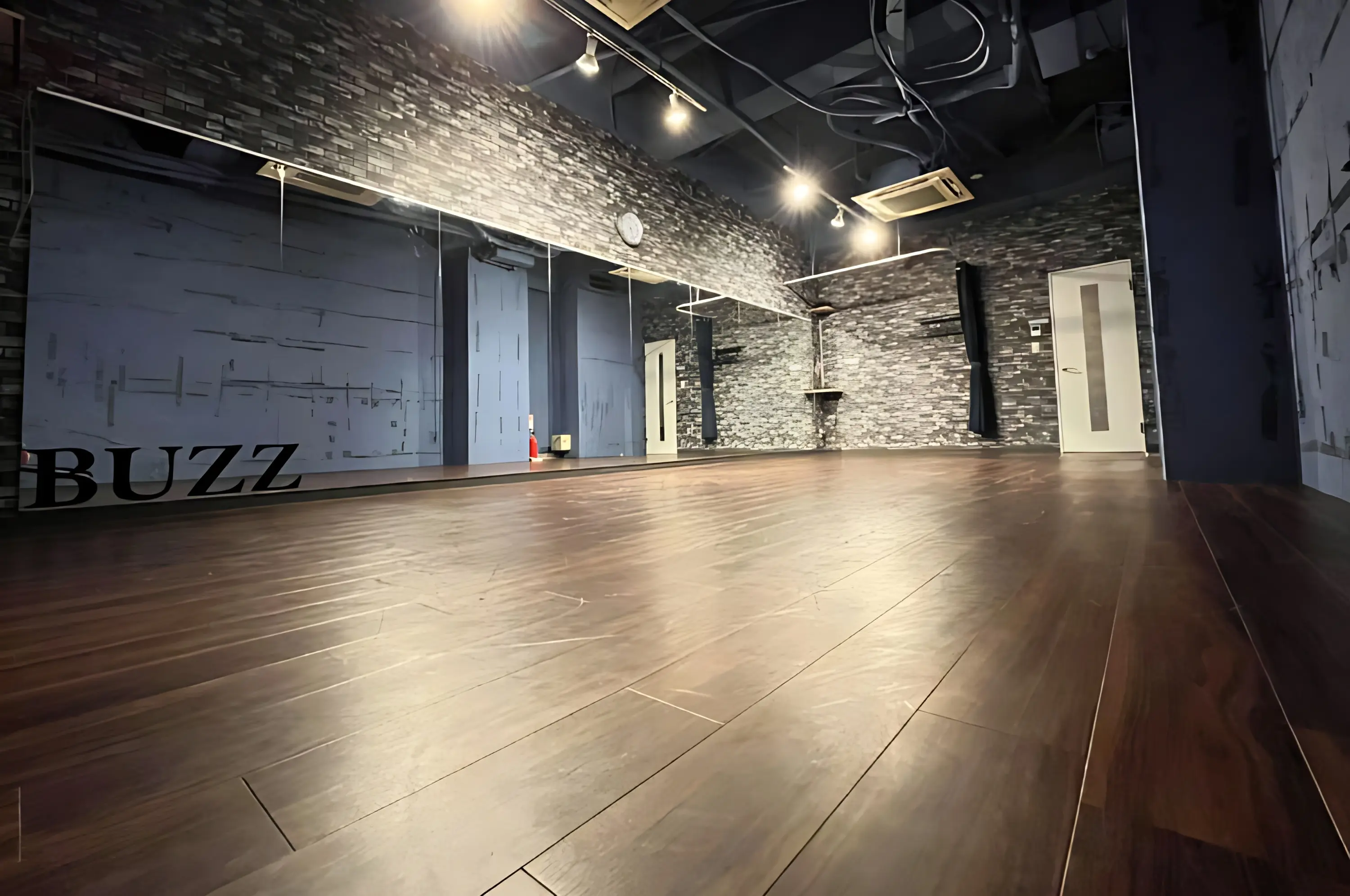 YELLOW SPARROW ダンス 浦和校のメイン画像