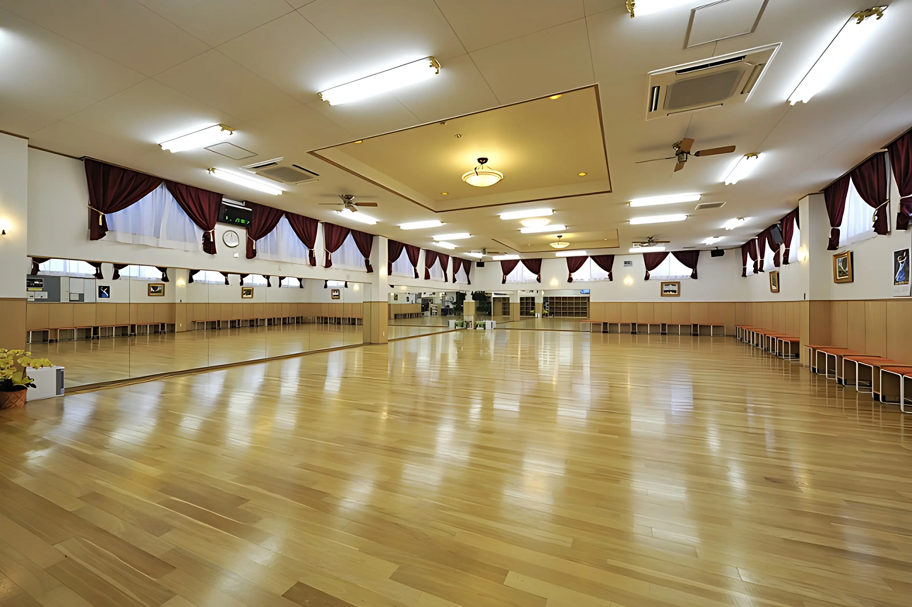 コンフォートホール ダンス 宮町教室のメイン画像