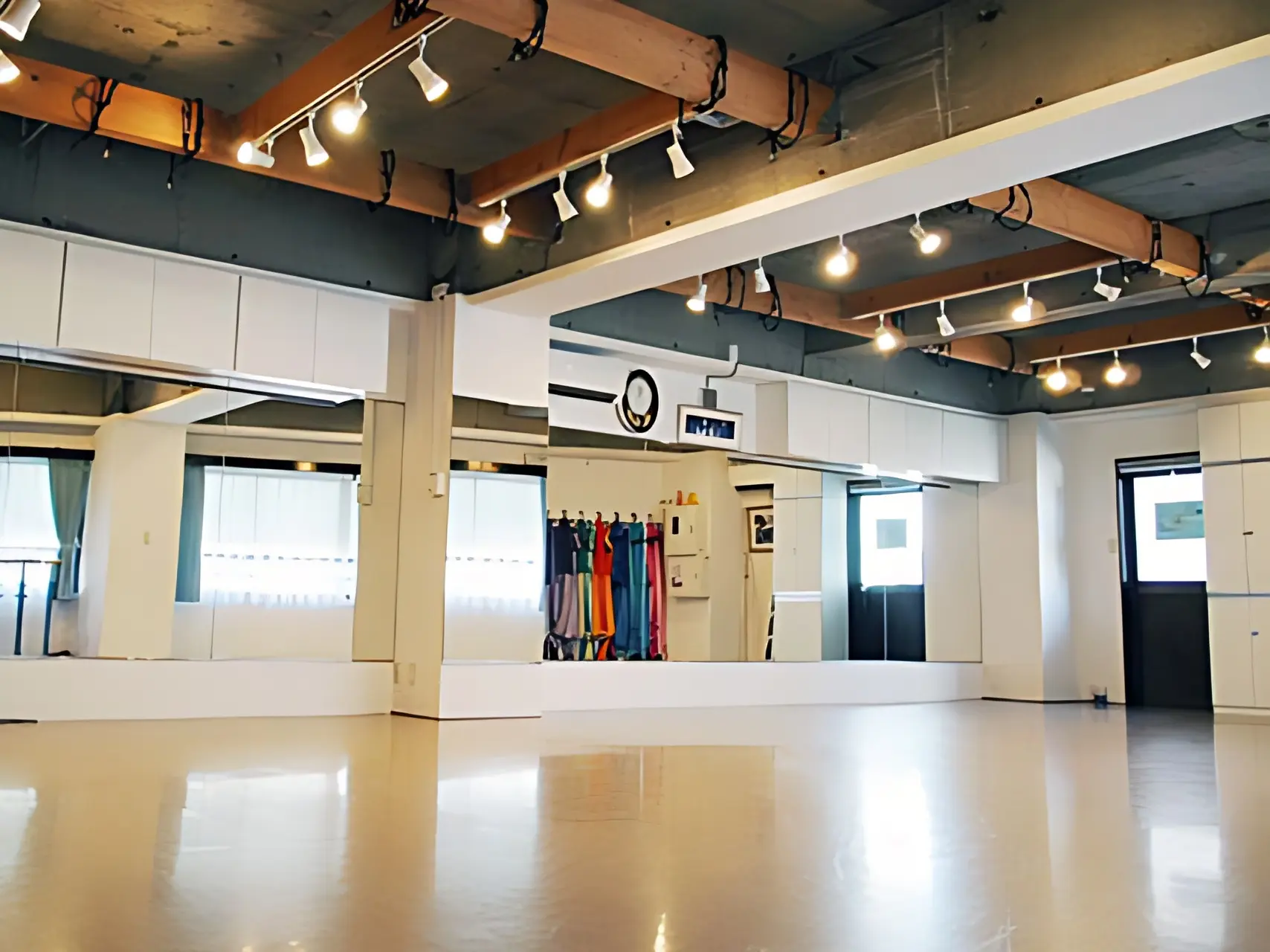 YELLOW SPARROW ダンス 舩橋校のメイン画像