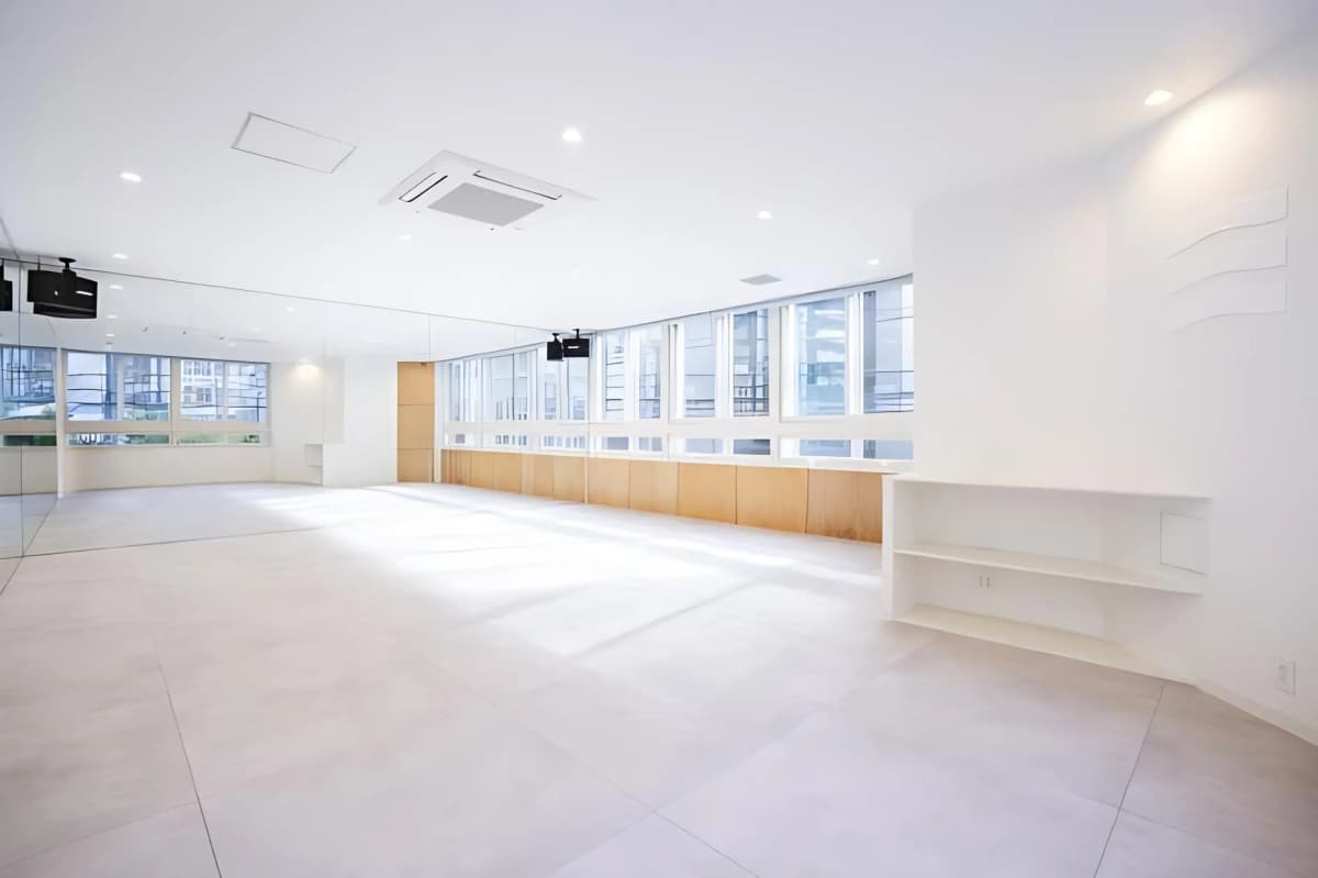 スプラウト ダンス 北梅田店 画像 23