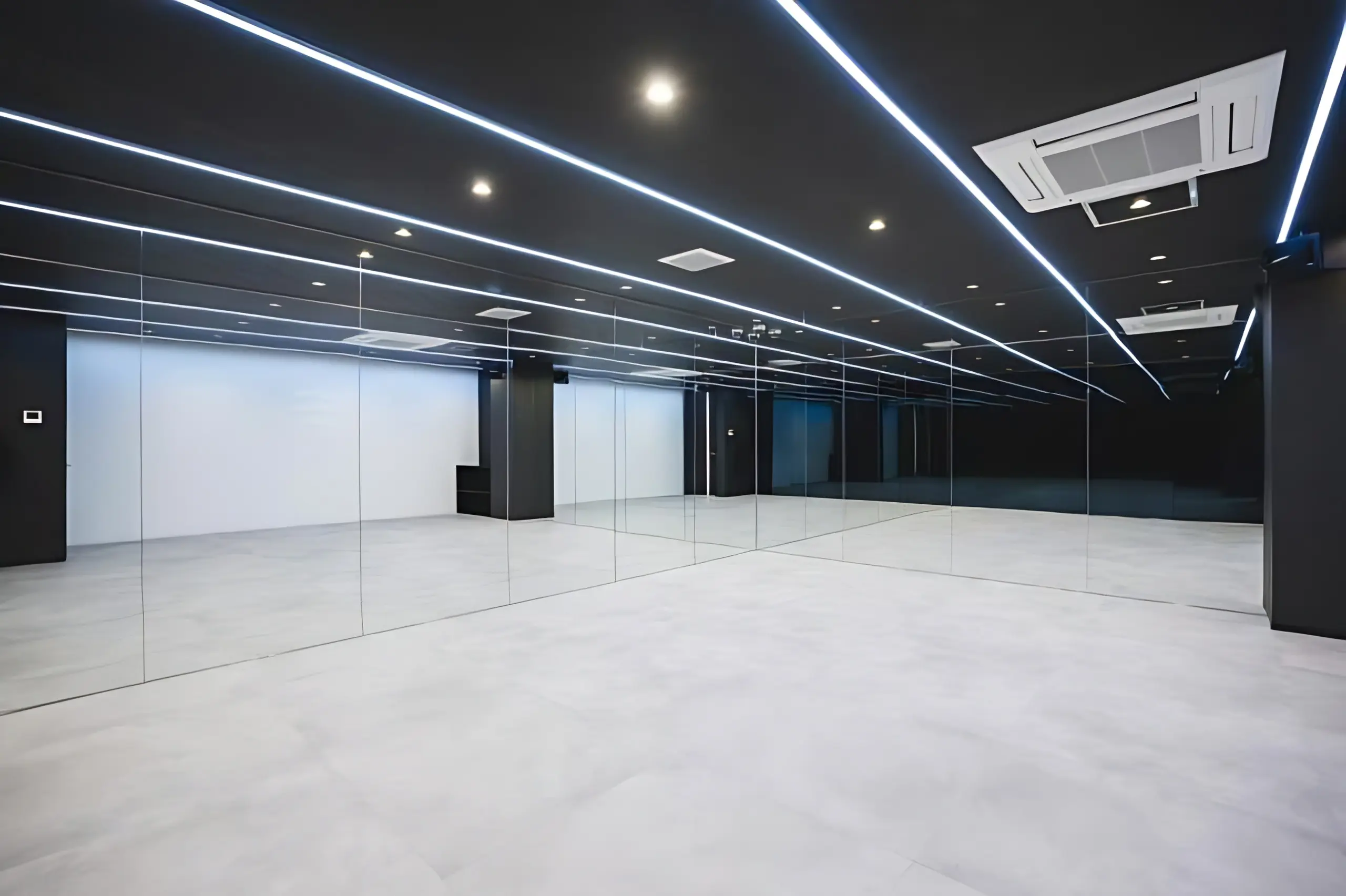 スプラウト ダンス 北梅田店のサムネイル画像 3