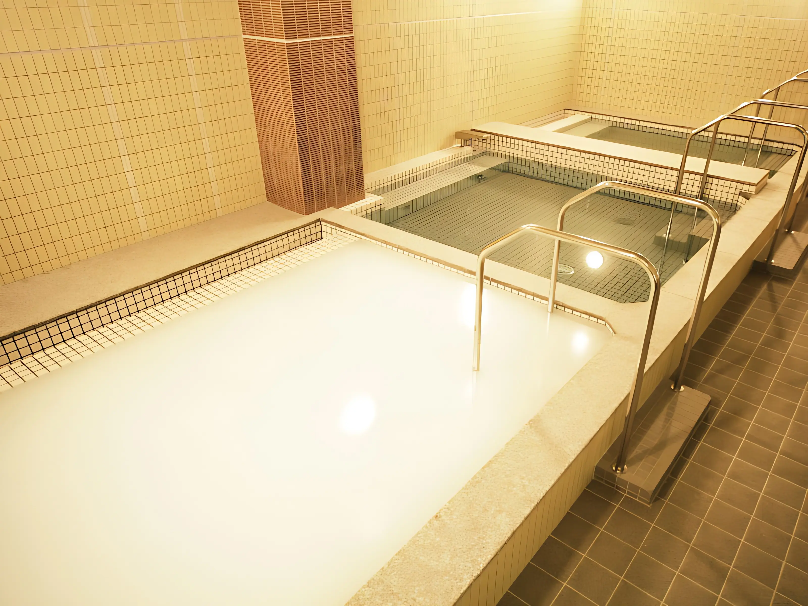 東急スポーツオアシス スイミング・水泳 桂川24Plus店のサムネイル画像 4