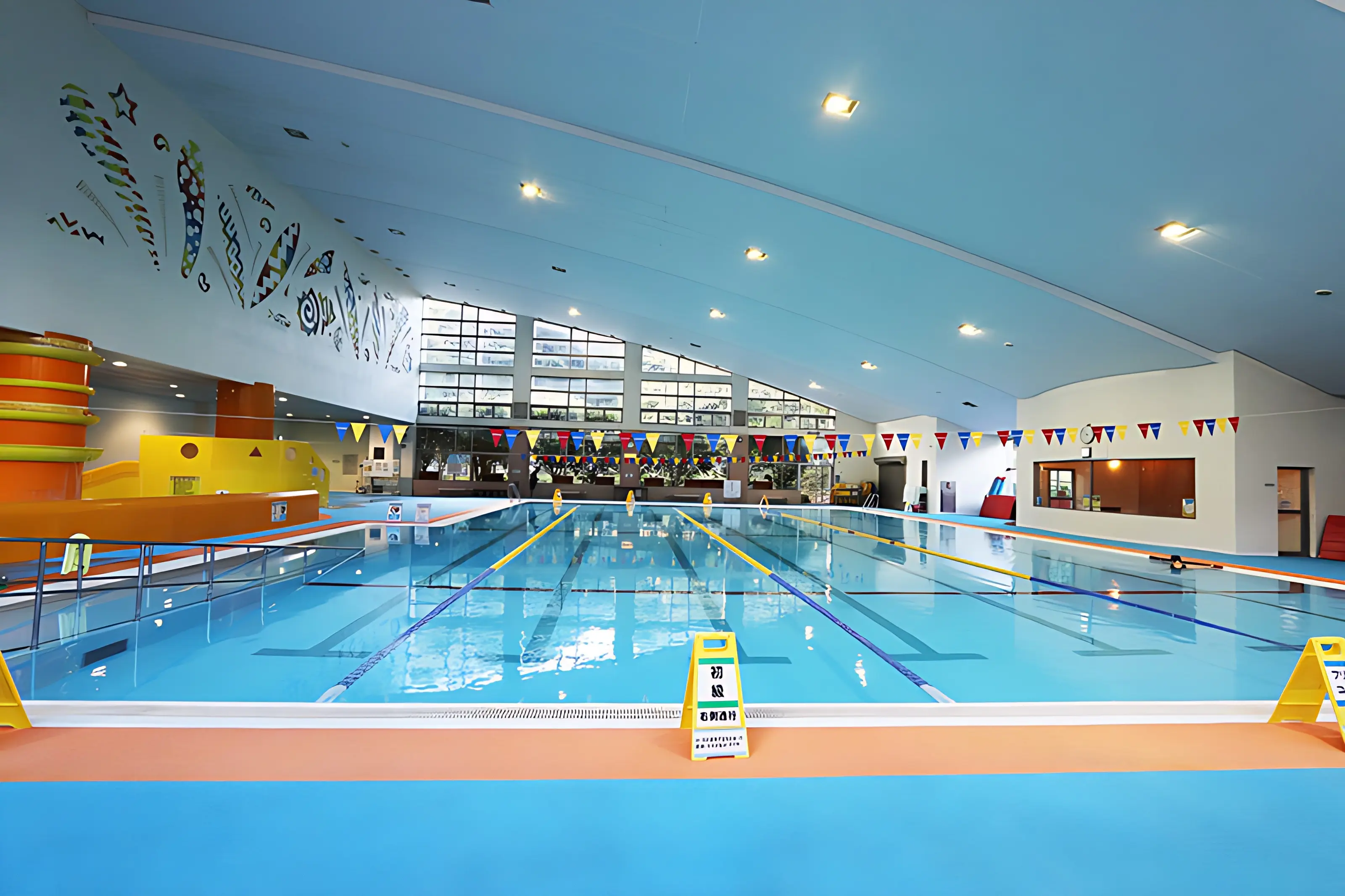 bj(バスケットボールジャパン)アカデミー 横須賀市総合体育館　サブアリーナ二階競技場のサムネイル画像 5