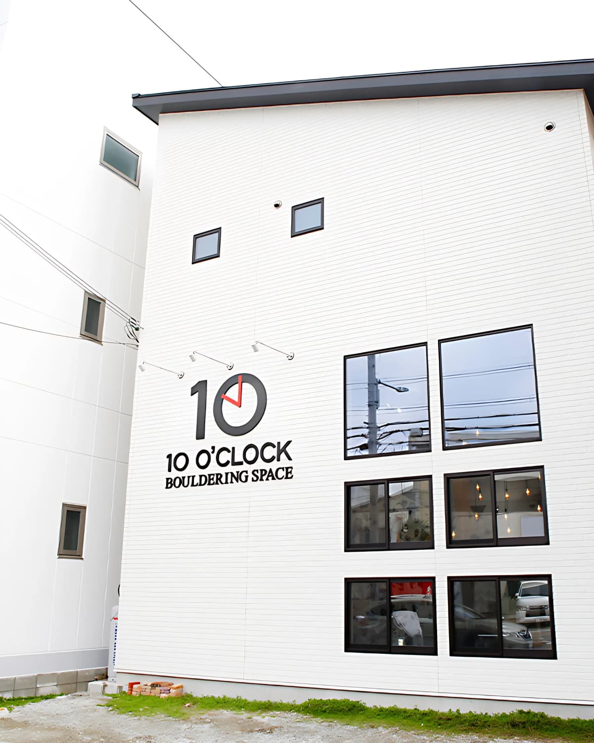 10 O'CLOCK BOULDERING SPACE 志紀教室のサムネイル画像 3