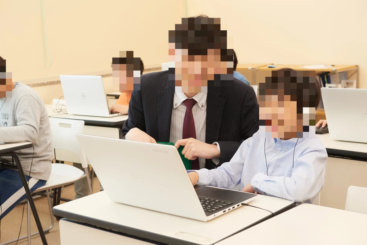 QUREOプログラミング教室 個人指導塾ブレーン枚方公園校 画像 1