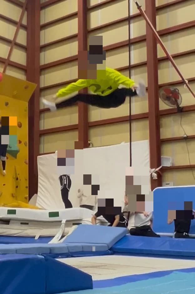 直方エアーフライング トランポリン 直方市体育館 画像 15