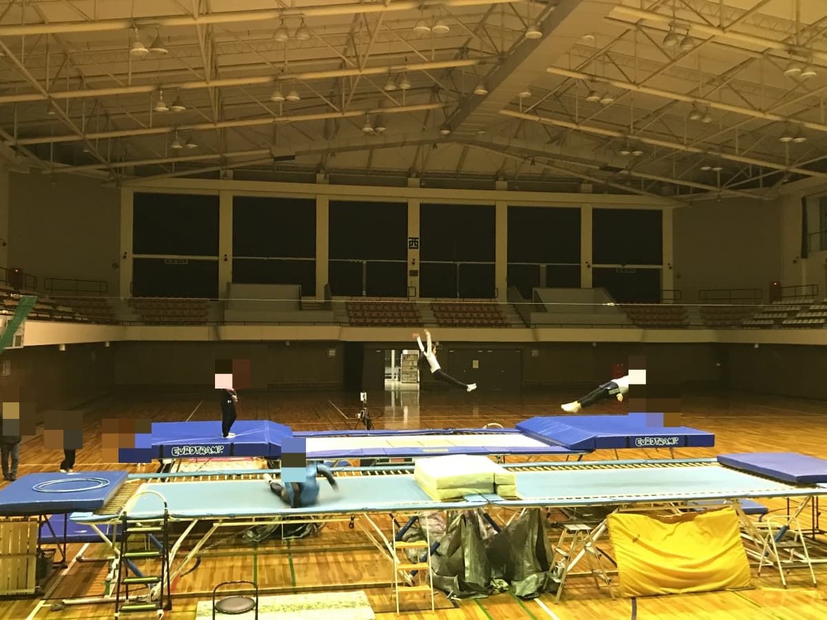 直方エアーフライング トランポリン 直方市体育館 画像 5