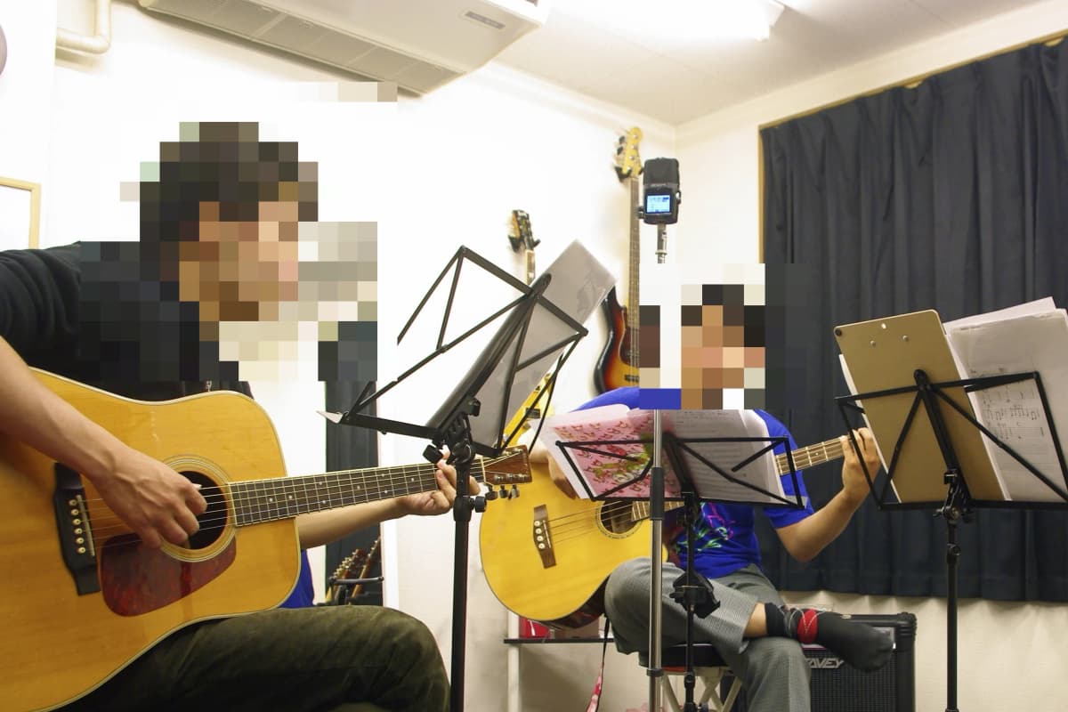 トライアードギタースクール 七条通間之町教室 画像 1