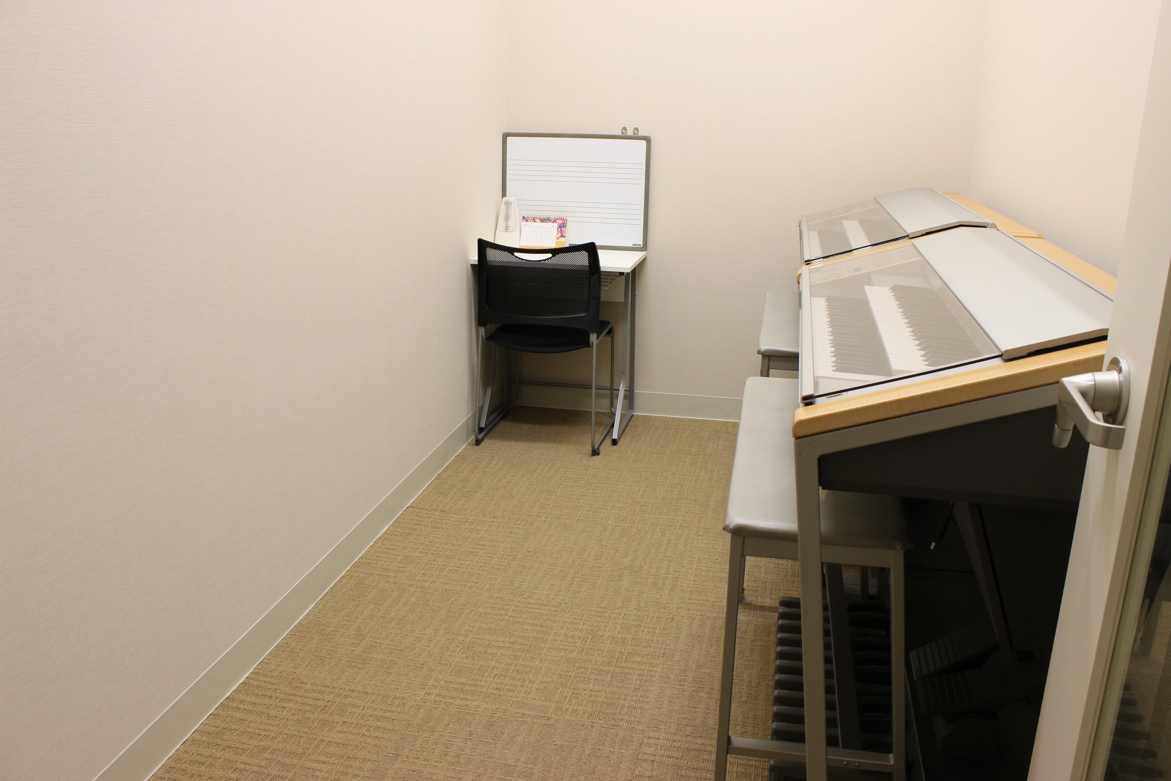 島村楽器 エレキベース ミュージックサロン本八幡 画像 8