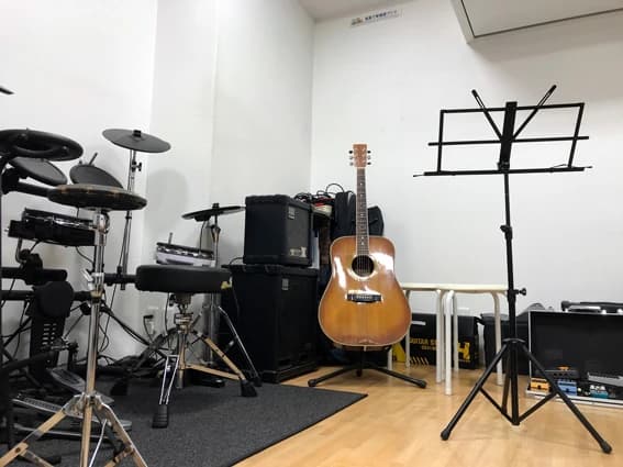 新堀ギター音楽院 ドラム 桜木町教室のサムネイル画像 4