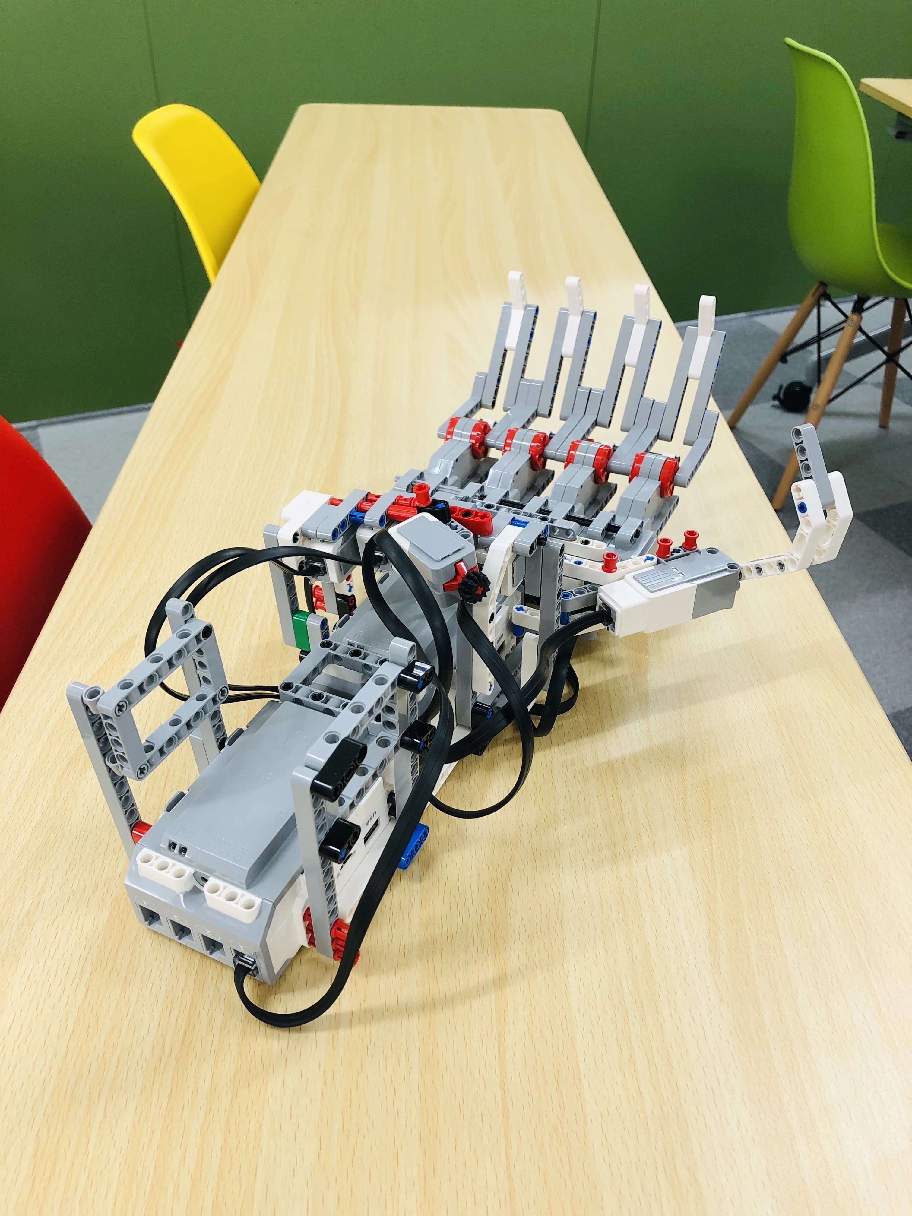 ProgLab(プログラボ) ロボット・プログラミング教室 王子校のサムネイル画像 2