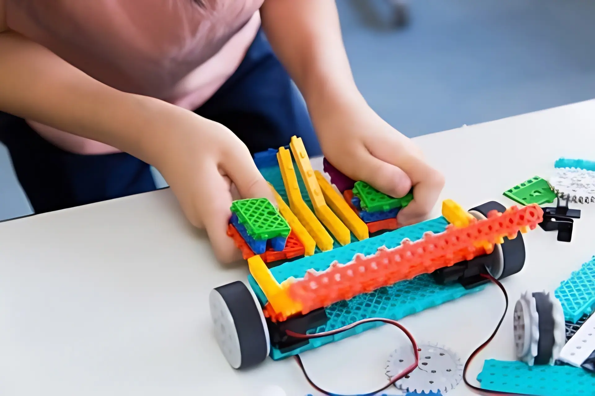 ヒューマンアカデミージュニア ロボット・プログラミング教室 上越市教育プラザ 新潟育英センターのメイン画像