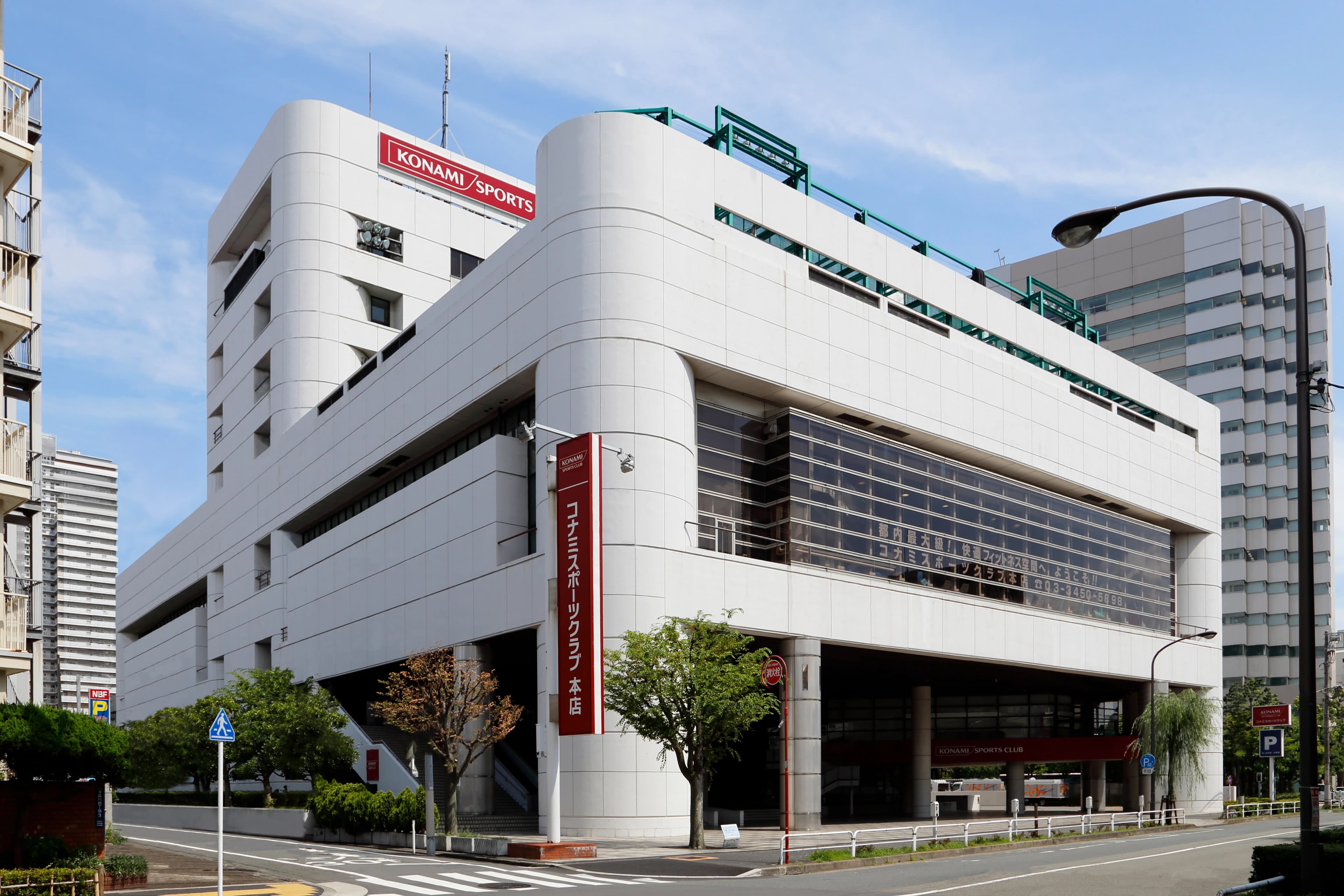 KONAMI SPORTS CLUB(コナミスポーツクラブ) サッカー 本店のサムネイル画像 3