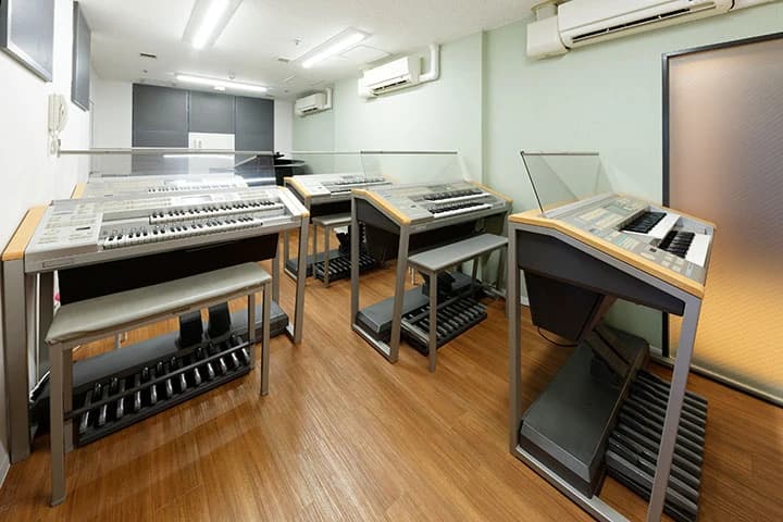 ヤマハ音楽教室 幼児科 ミュージックアベニュー新宿クラッセのサムネイル画像 4