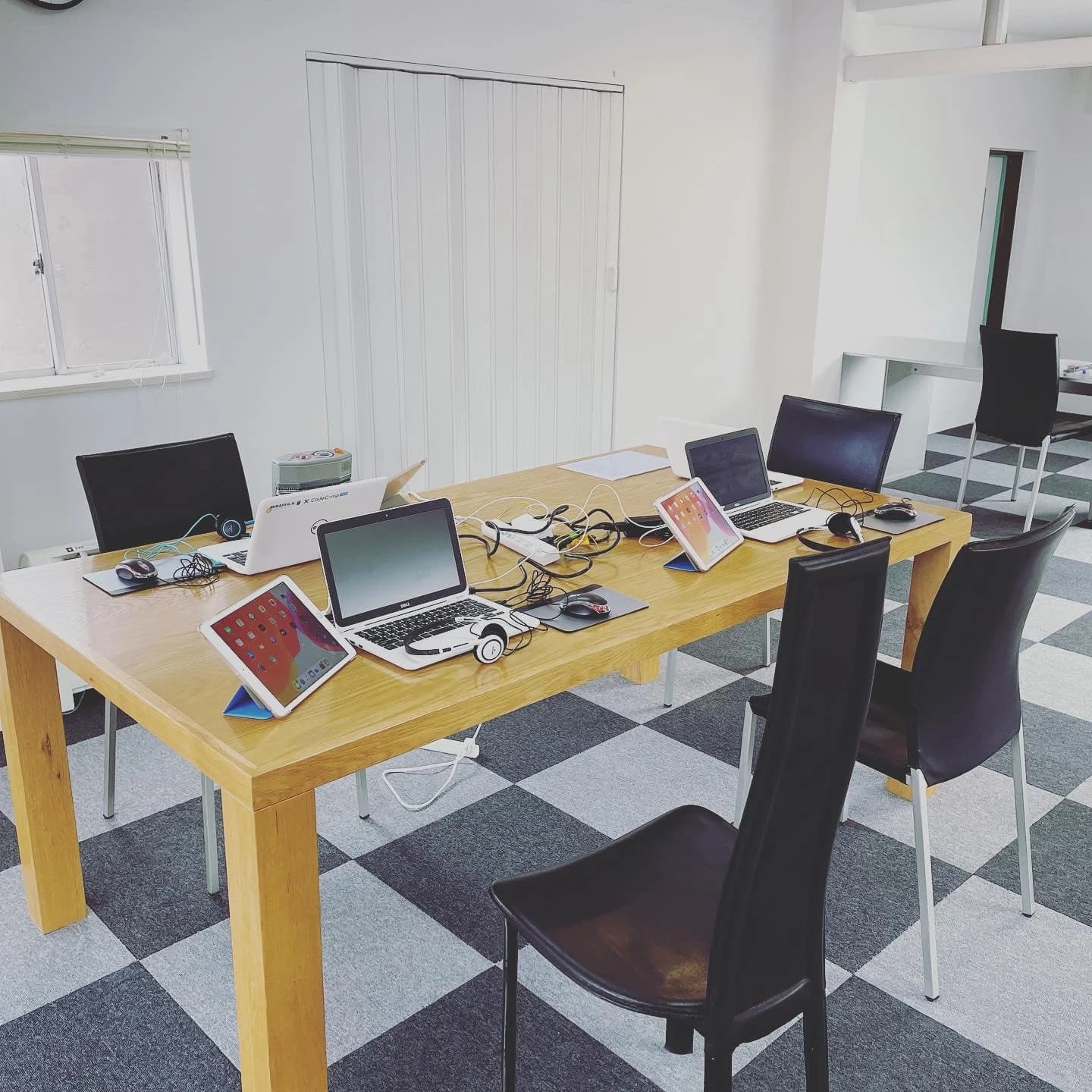 CodeCampKIDS ミライヲ京都御蔵山スペースのサムネイル画像 4