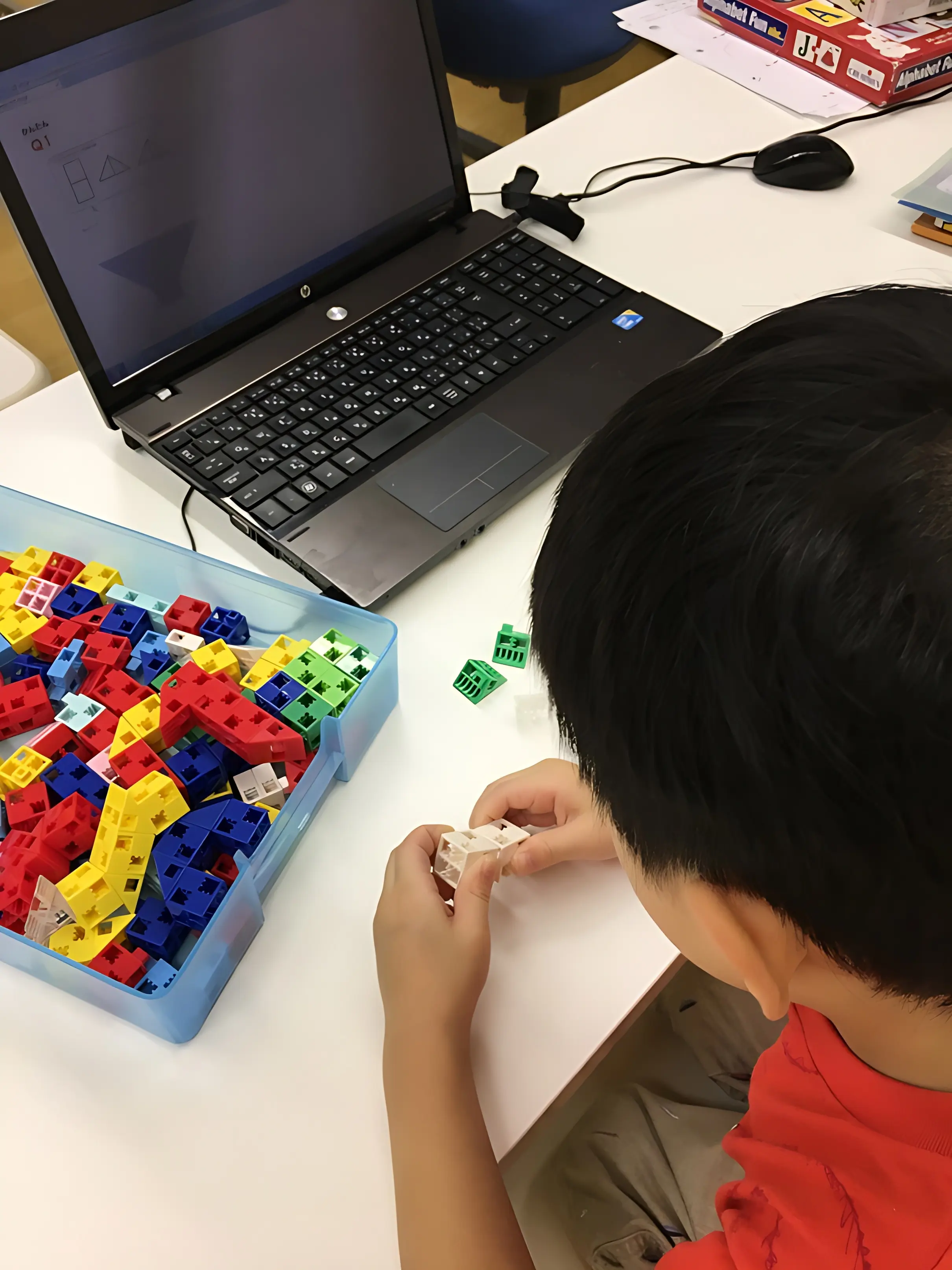 アーテック自考力キッズ 脳力開発ギザブレインズ プログラミング教室のメイン画像