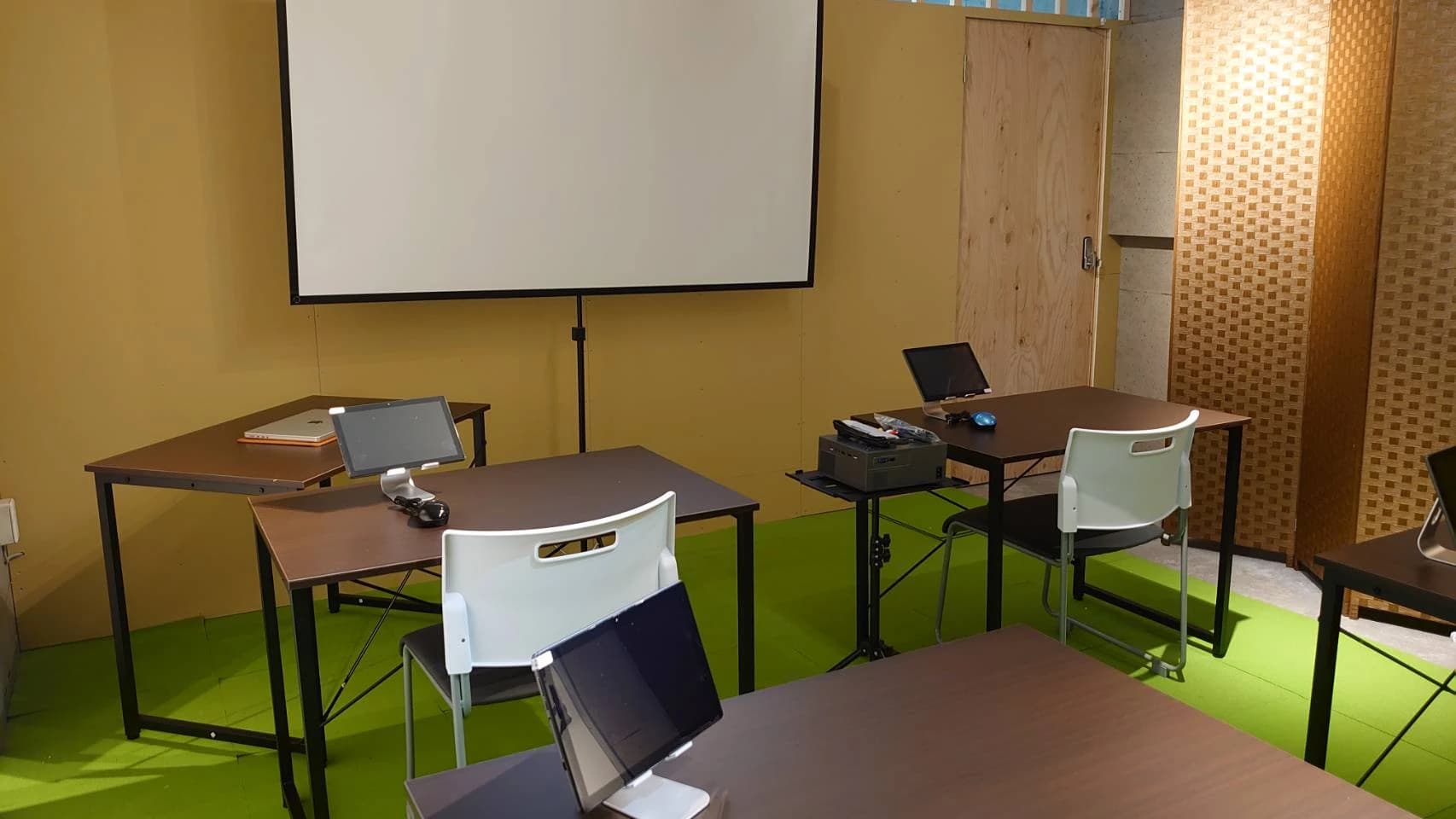 エドモンドプログラミングスクール 西八王子校のメイン画像