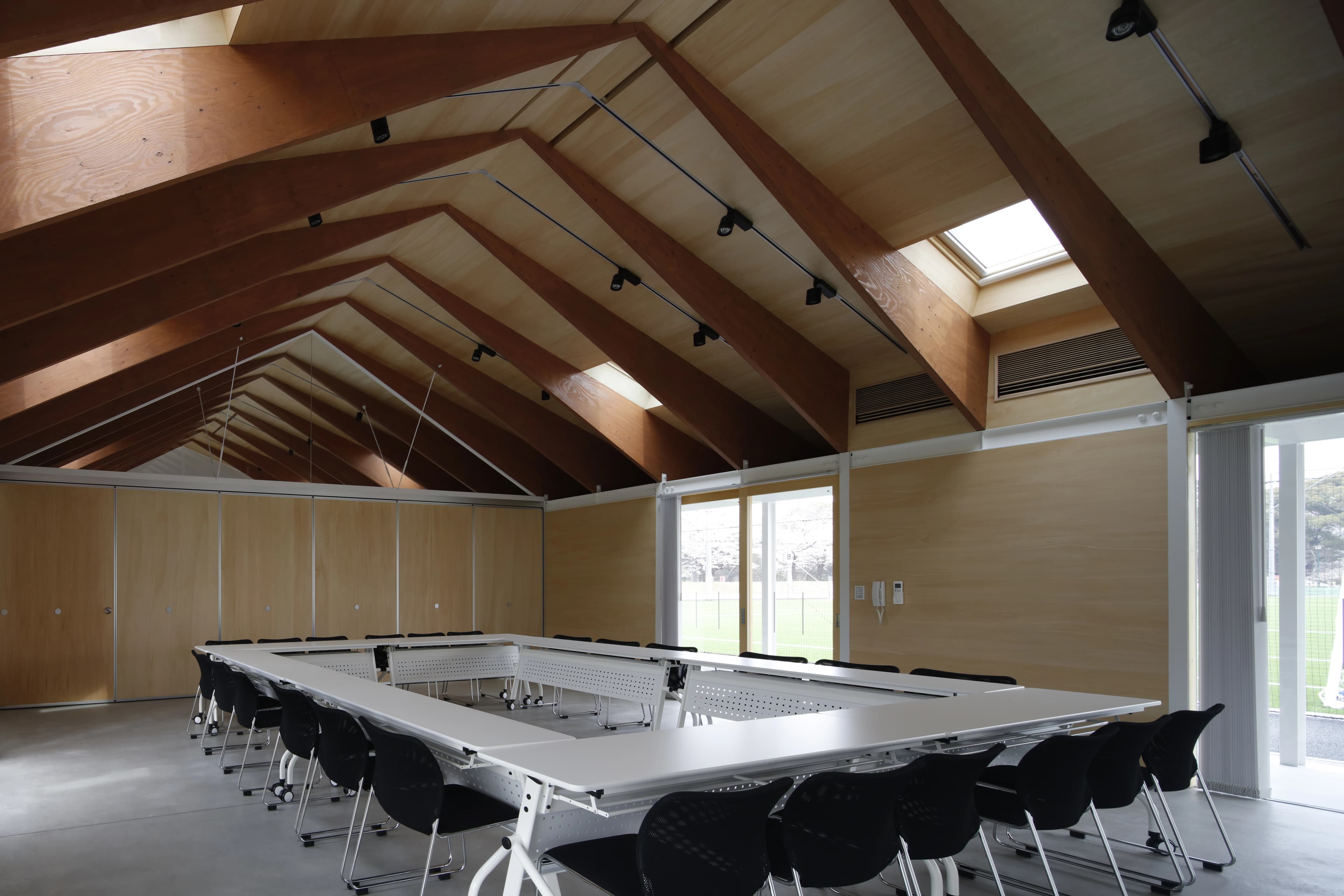 テラスポ鶴舞 サッカー テラスポ鶴舞のサムネイル画像 3