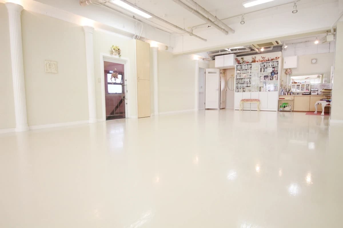 アミ・ドゥ・バレエ 駒込スタジオのサムネイル画像 5