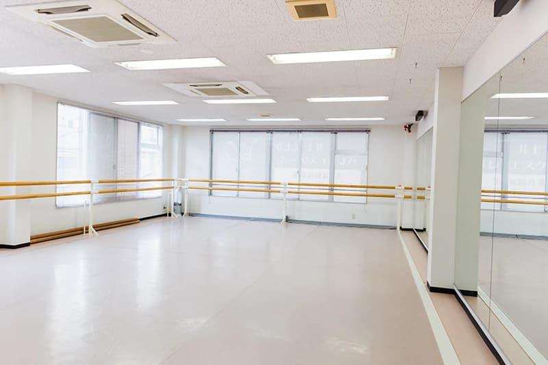 ラ・レーヌ バレエ 南観音教室のメイン画像