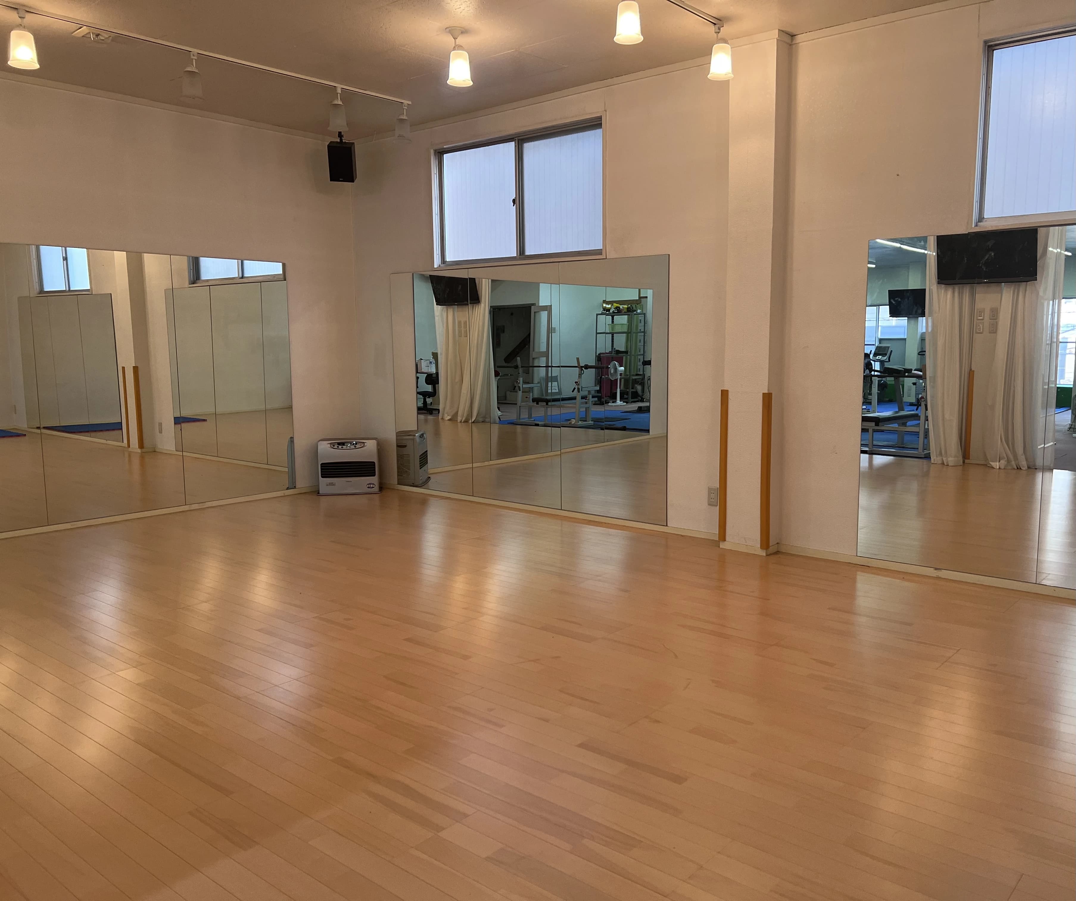 Y&K SPORTS ACADEMY 空手 安浦町教室のサムネイル画像 2