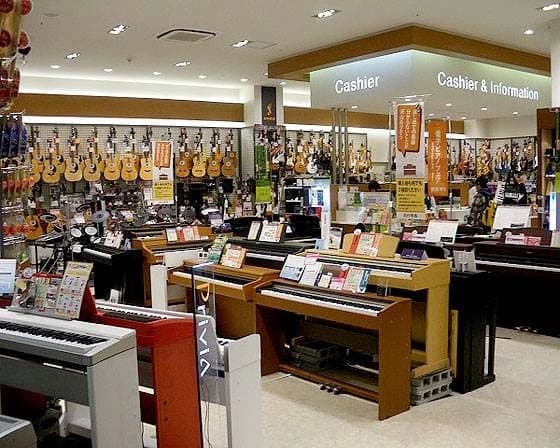 島村楽器の音楽教室 イオンモール大高店 エレキベースのメイン画像