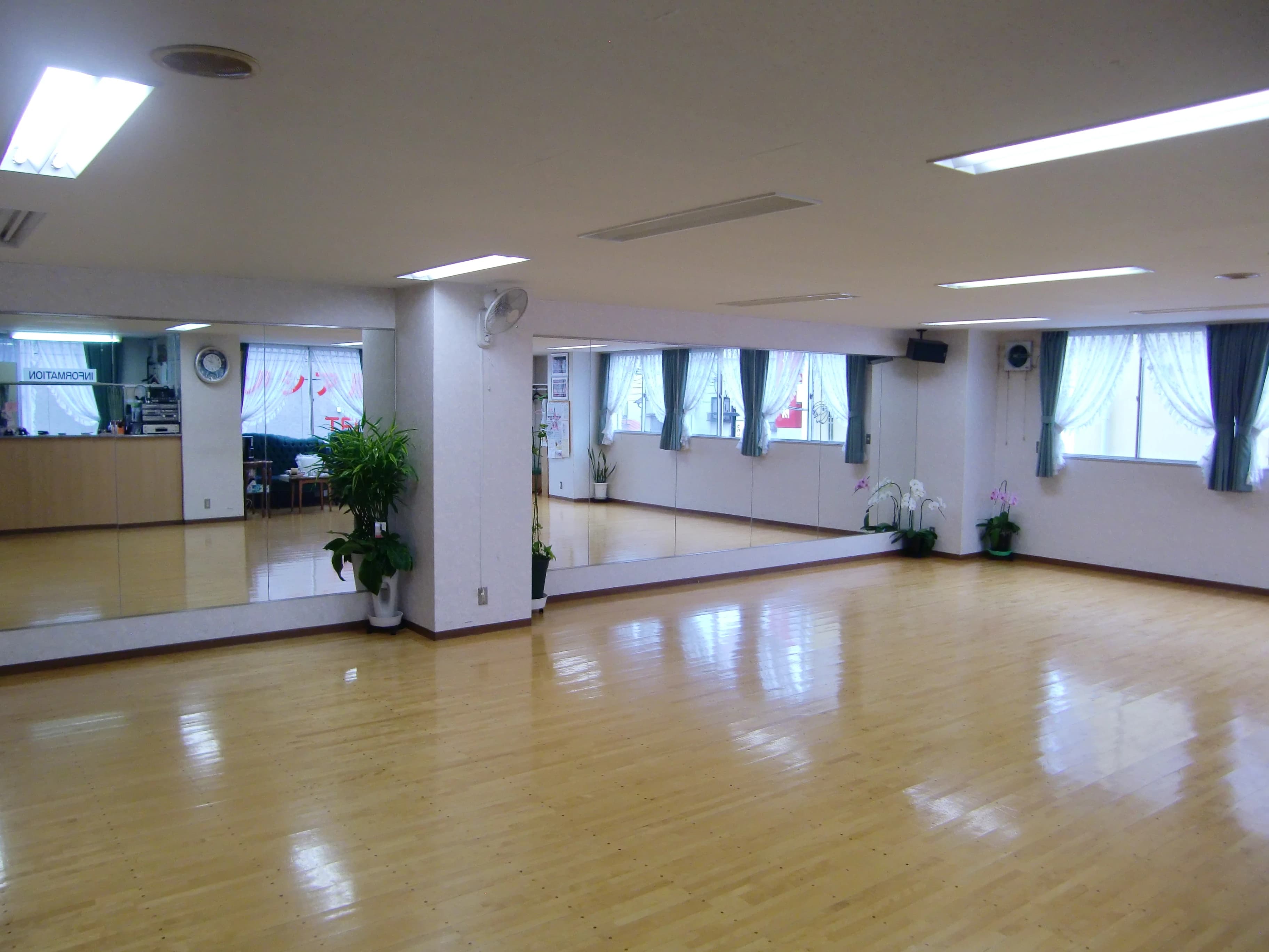 ダンススタジオタナカのメイン画像