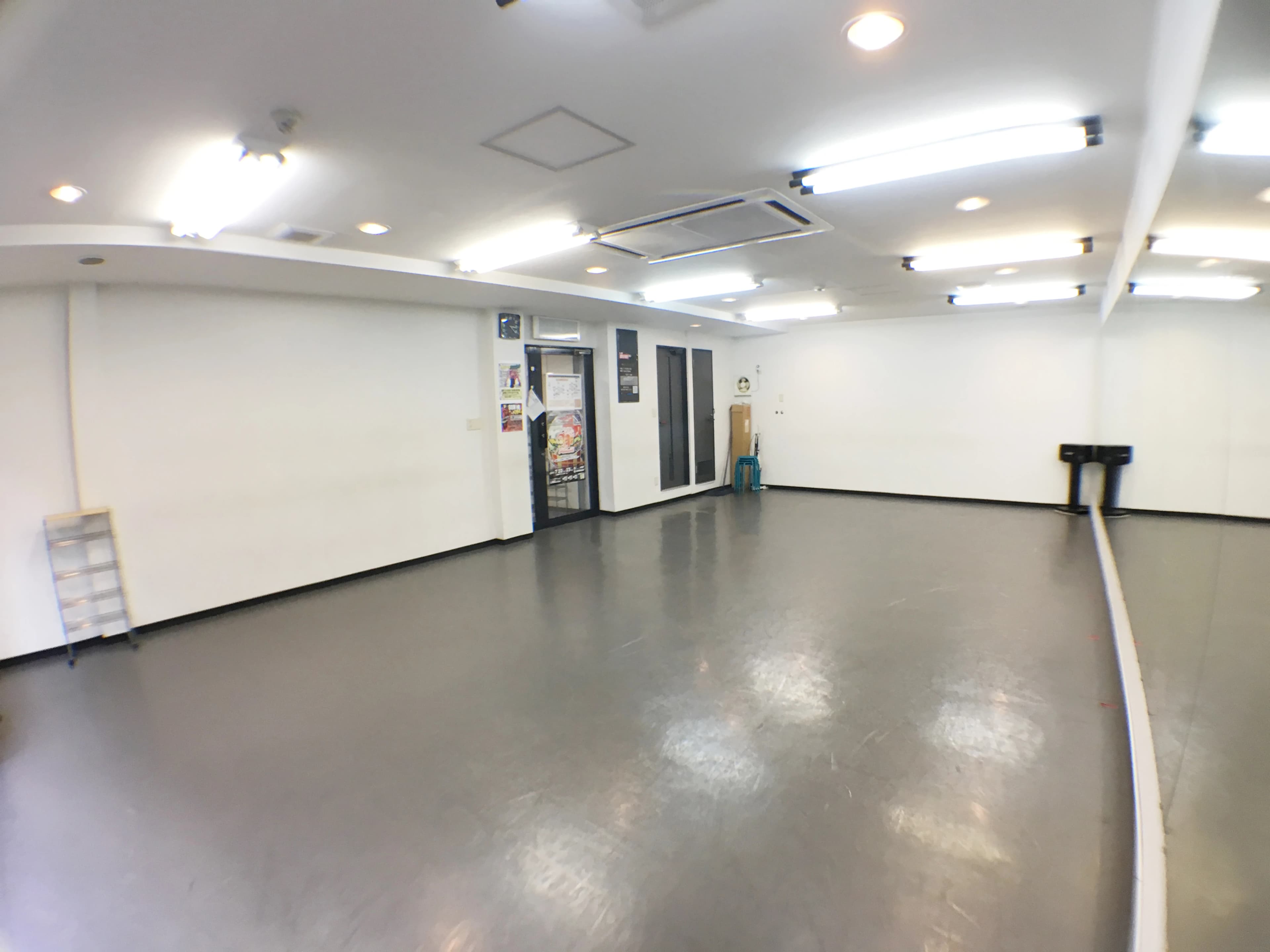 LAB3 KOBE(ラボスリー コウベ) ダンス 元町通教室のサムネイル画像 3