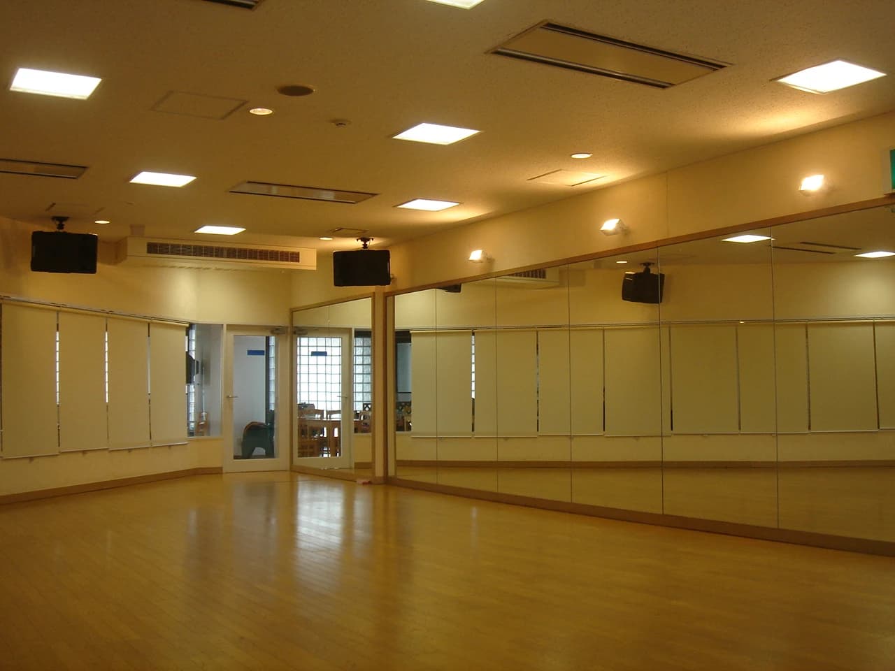 大阪エヴェッサ バスケットボール 東急スポーツオアシス茨木のサムネイル画像 4