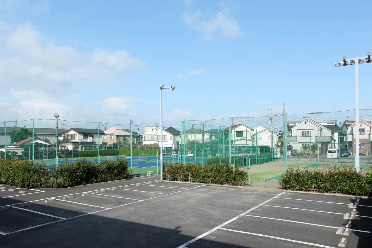 狛江インドアテニススクール 中和泉教室のサムネイル画像 2