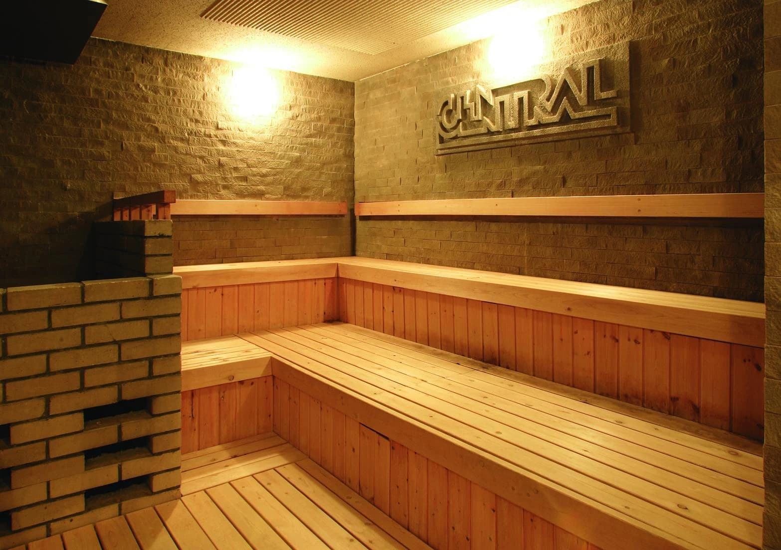 D-tennis セントラルフィットネスクラブ用賀校のメイン画像