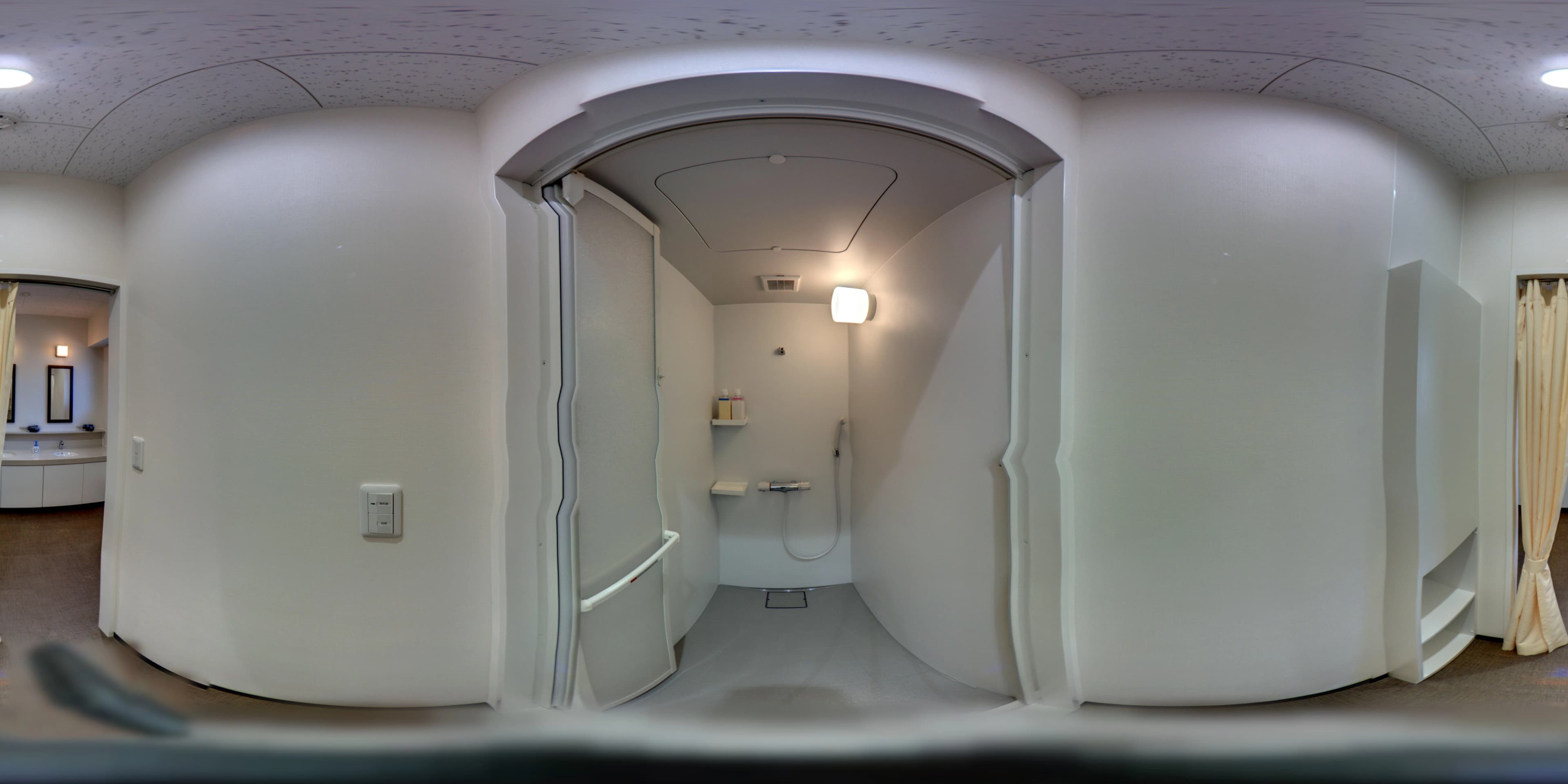 テニススクール・ノア 横浜東戸塚校のサムネイル画像 5