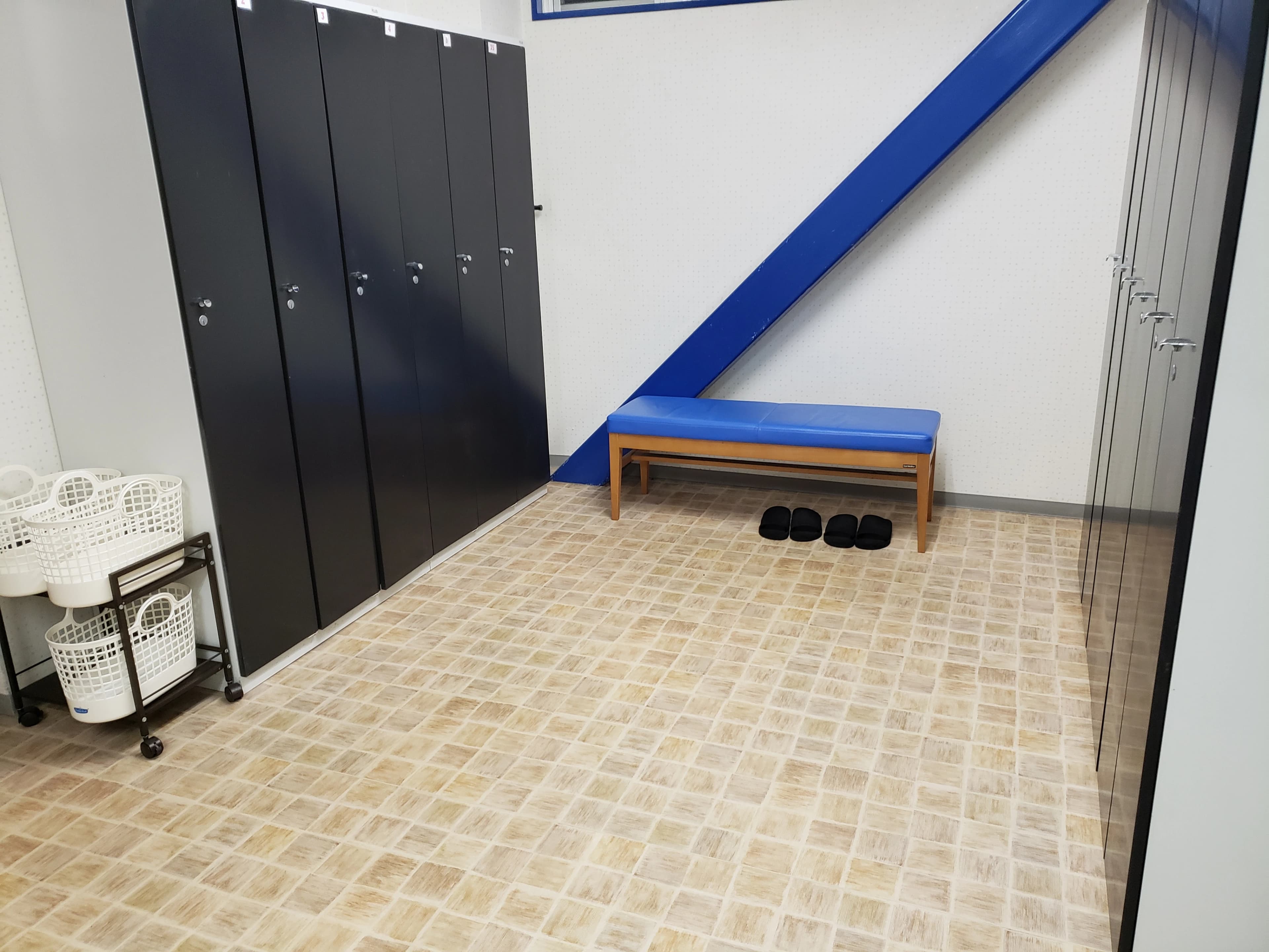 TEGインドアテニススクール 福池教室のサムネイル画像 3