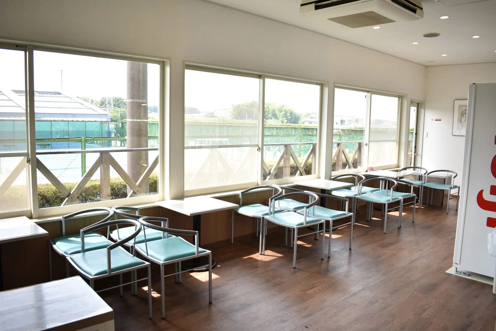 西尾ローンテニスクラブ ジュニアテニススクール 西大狼教室のサムネイル画像 5