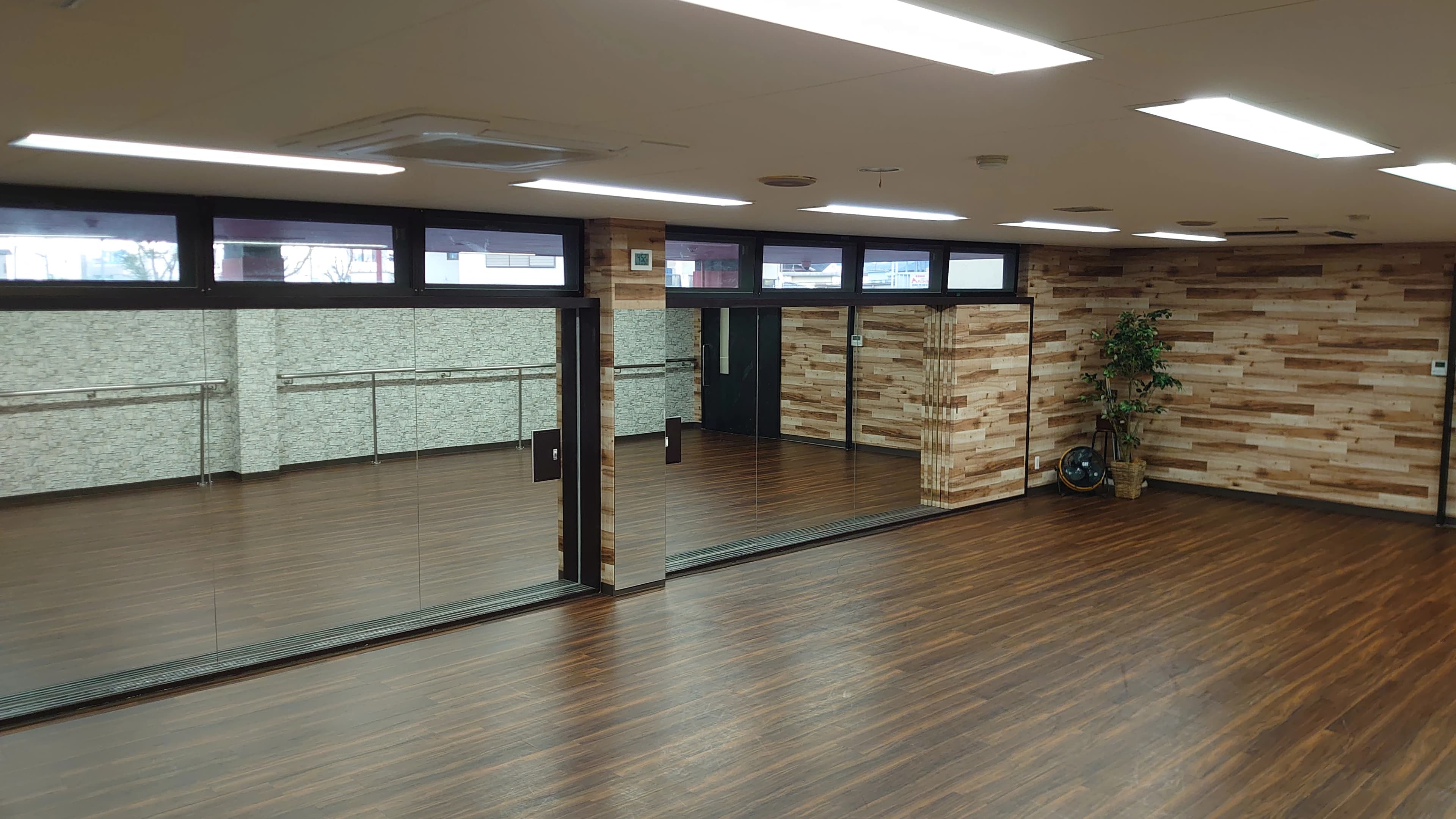 スポーツクラブ メッツ キッズテニス 小木町教室のサムネイル画像 5