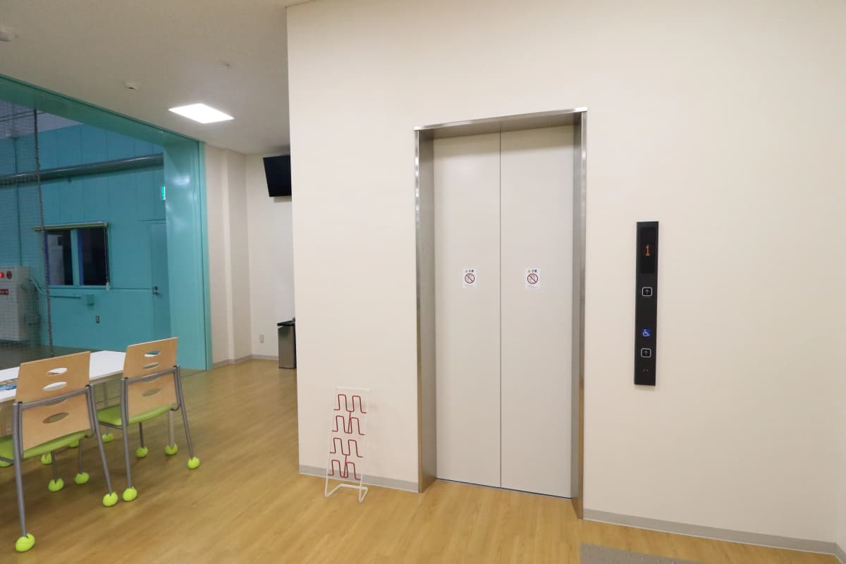 テニススクール・ノア 大阪茨木校のサムネイル画像 2