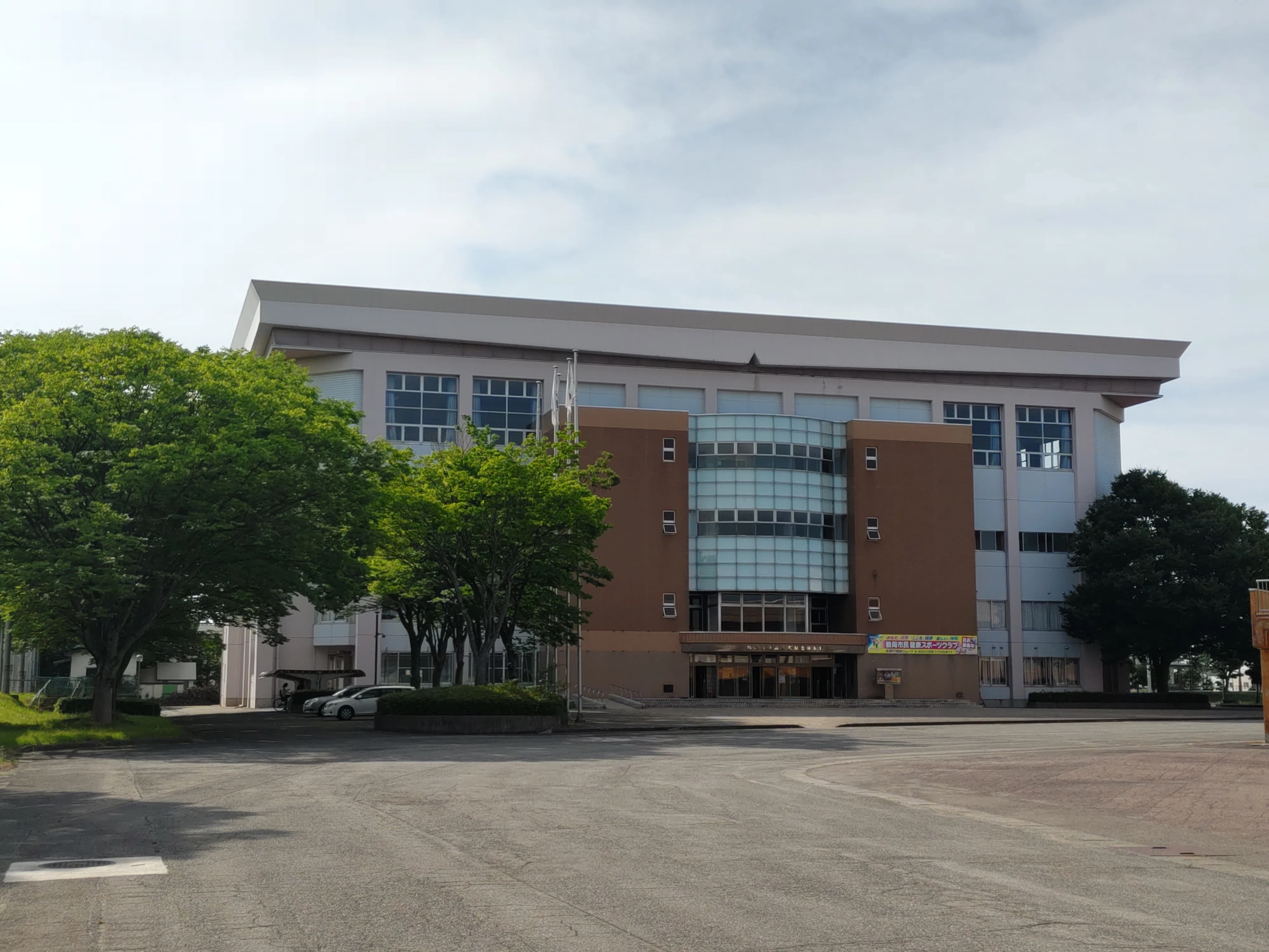 鶴岡市民健康スポーツクラブ バドミントン 鶴岡市小真木原総合体育館　アリーナのメイン画像