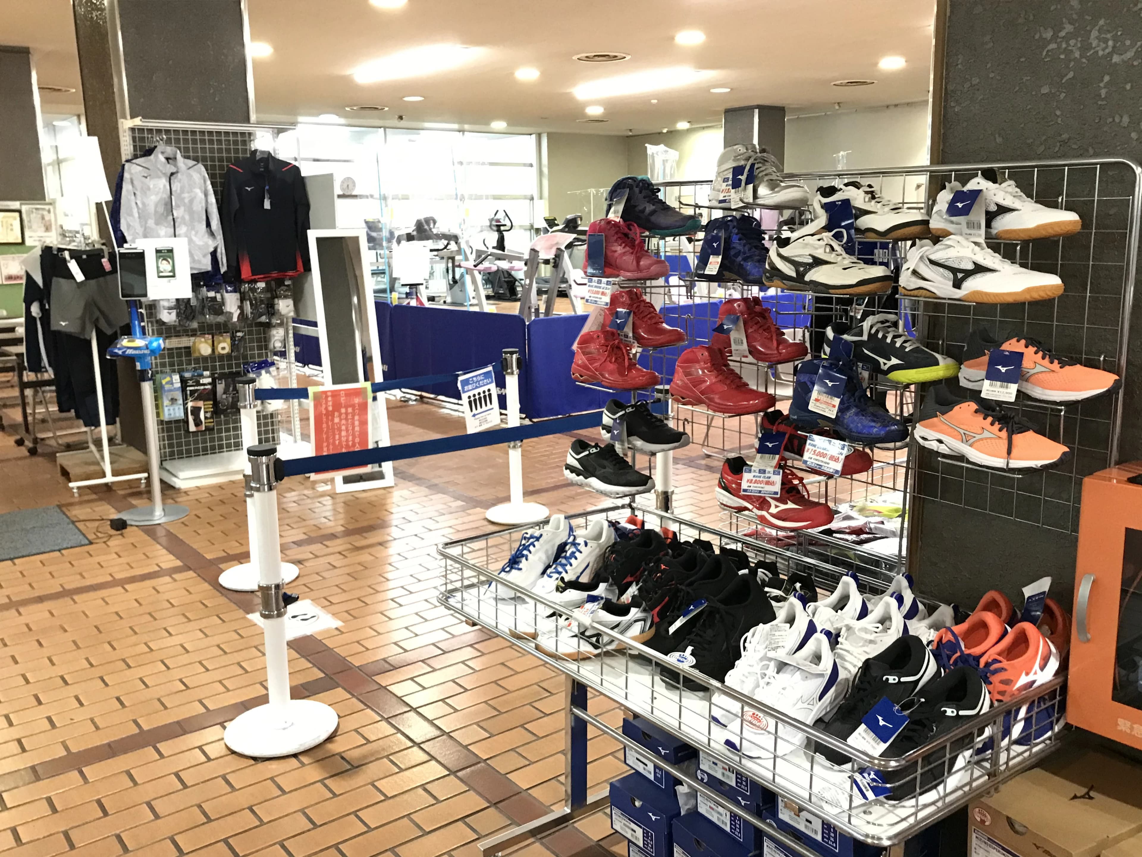 MIZUNO(ミズノ)スポーツサービス 卓球 志木市民体育館のサムネイル画像 3