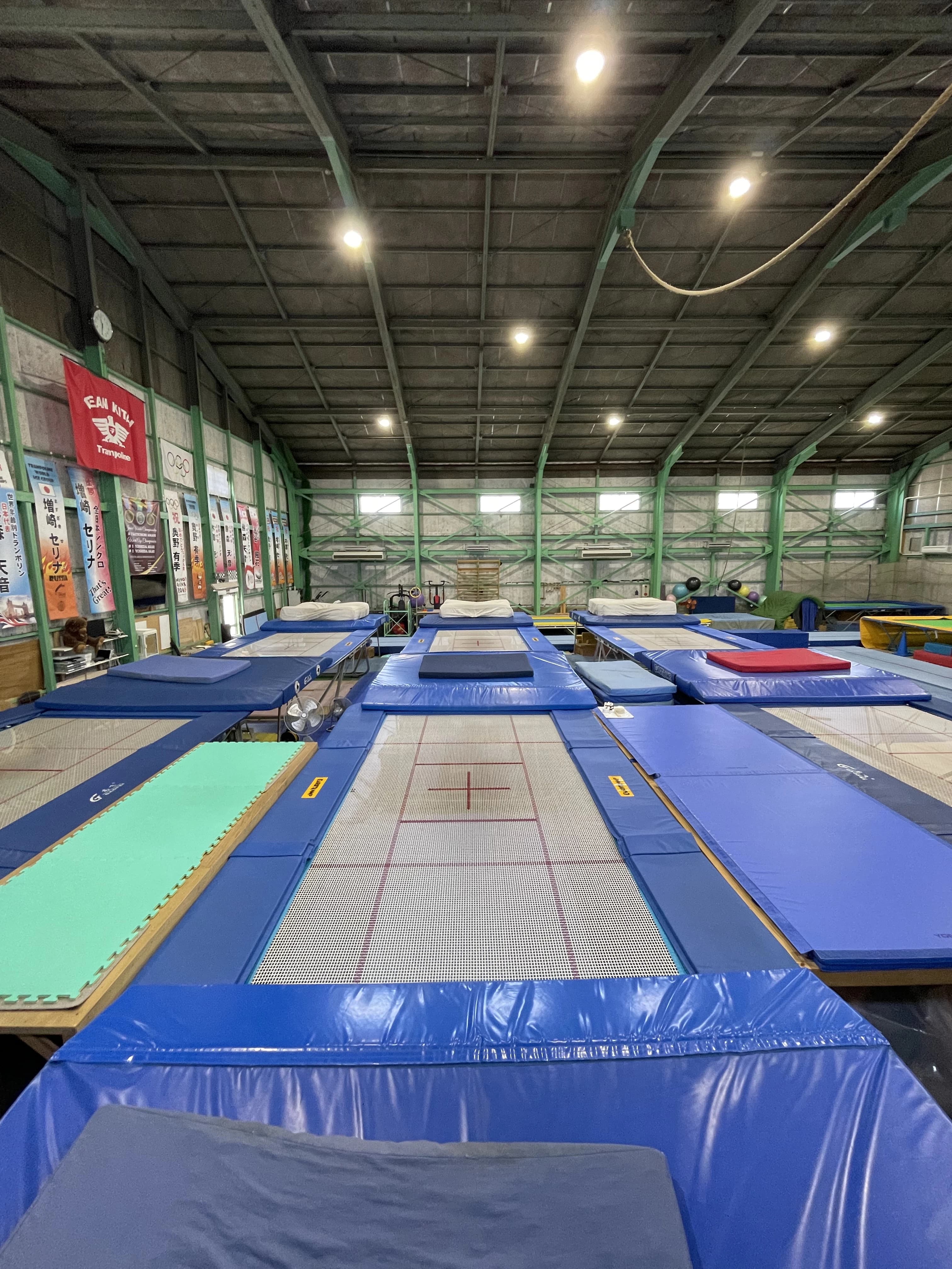 キタイスポーツクラブ トランポリン The トランポリンハウスのサムネイル画像 4